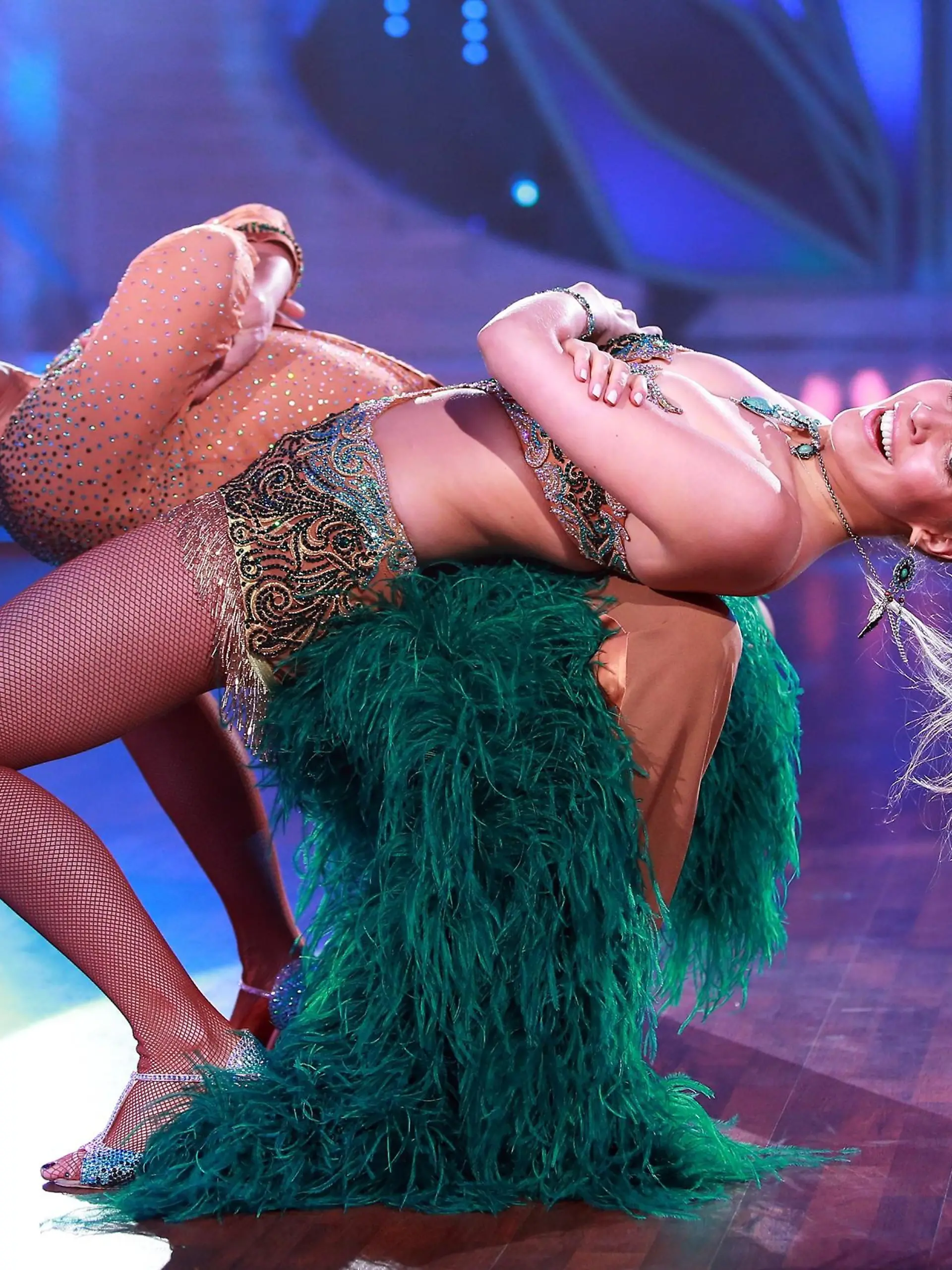 Victoria Swarovski und Erich Klann    Verwendung der Bilder für Online-Medien ausschließlich mit folgender Verlinkung:'Alle Infos zu 'Let's Dance' im Special bei RTL.de: http://www.rtl.de/cms/sendungen/lets-dance.html