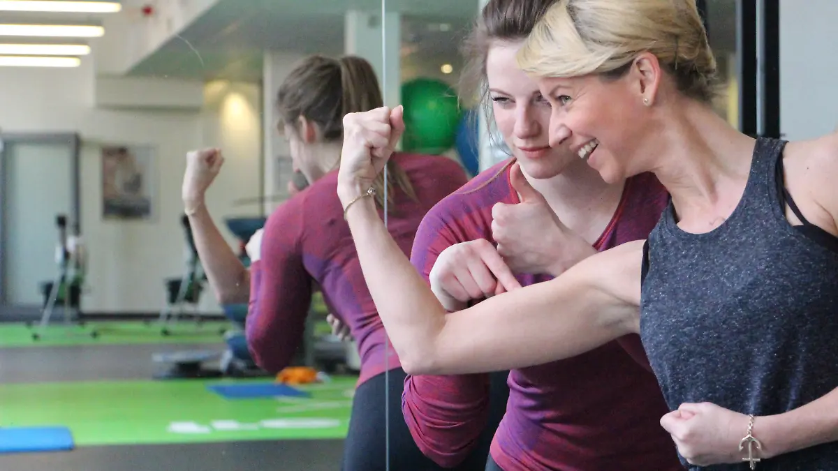 Isabell Hertel Nora Koppen 171.JPG