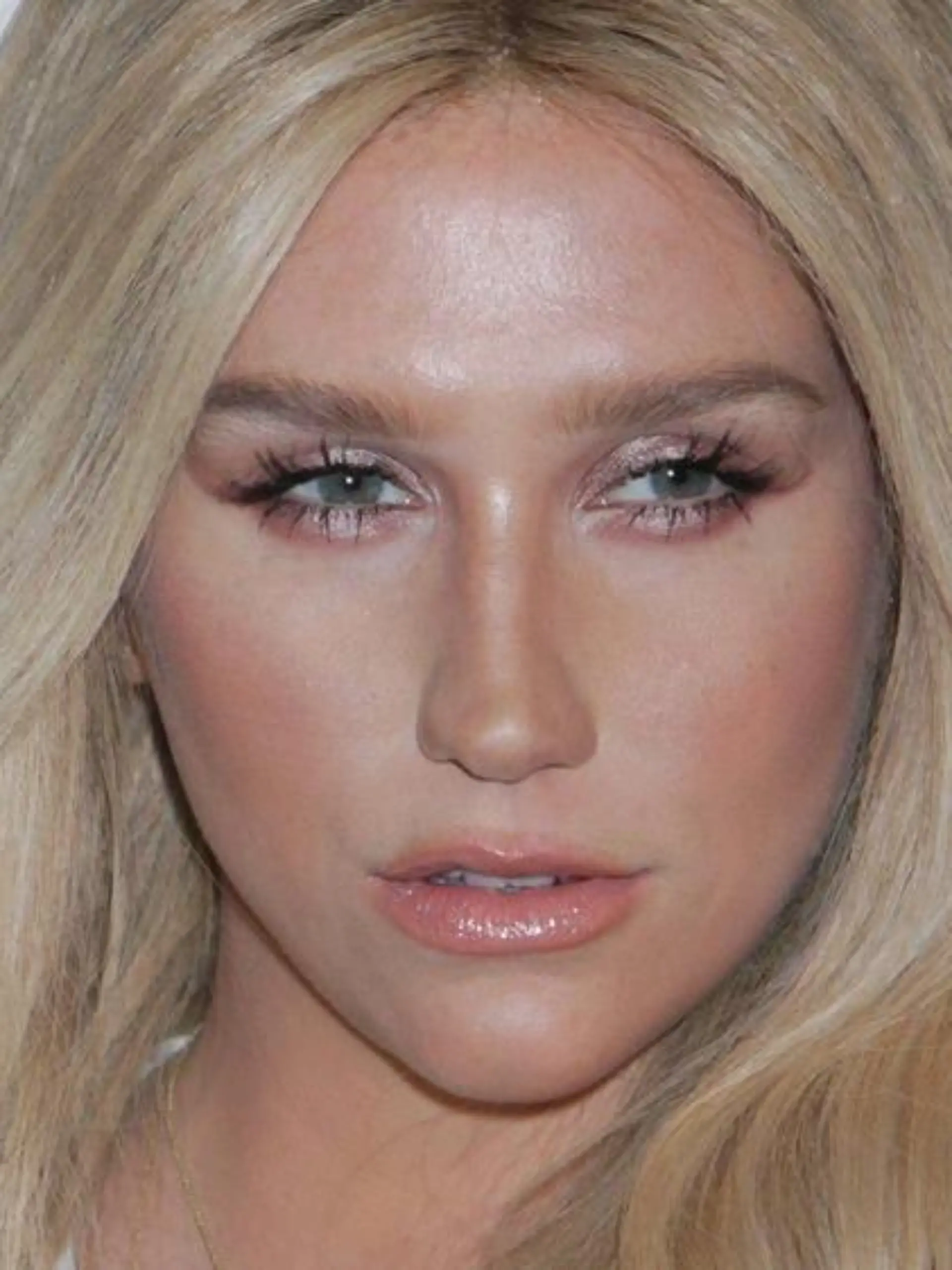 Via Instagram machte Kesha die Forderung ihrer Plattenfirma öffentlich