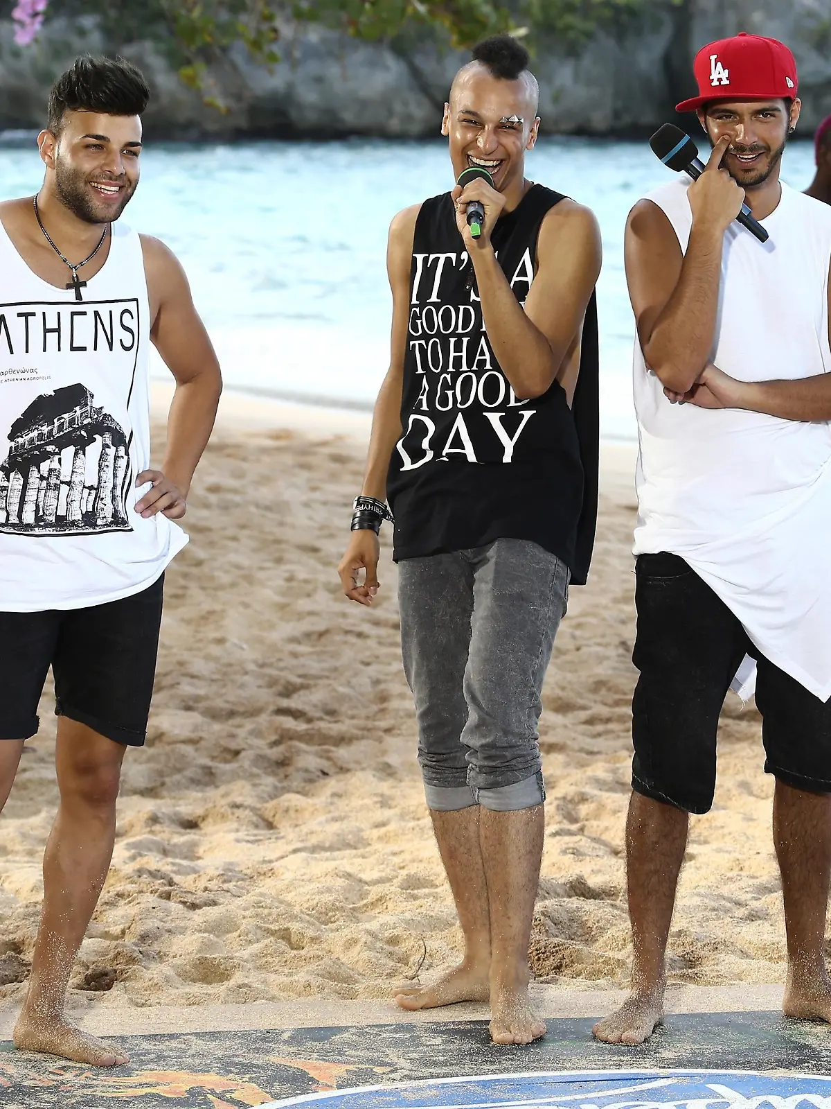 Nach ihrer Performance am "Bamboo Beach" schickt die Jury (v.l.) Rene Müller, Prince Damien und Aytug Gün eine Runde weiter.  
