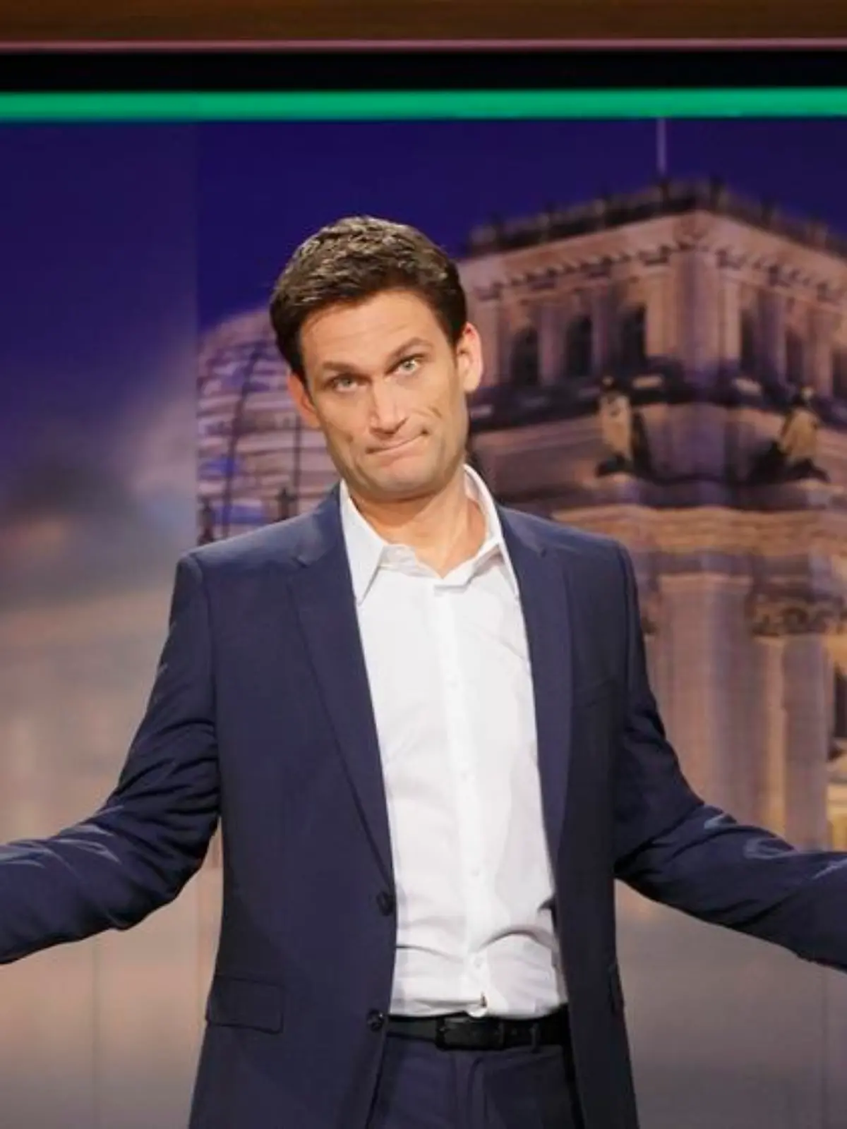 "Na, was?" - "Extra 3" und Moderator Christian Ehring legen sich erfolgreich mit Recep Tayyip Erdogan an