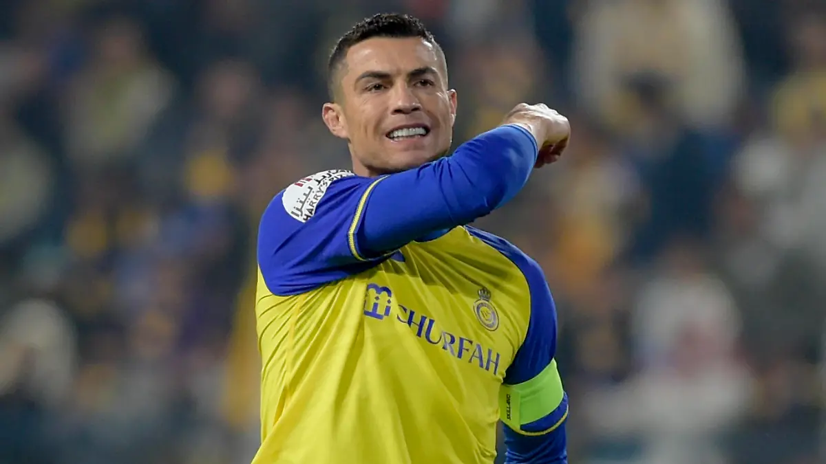 Sport Bilder des Tages RIYADH, SAUDI ARABIA - JANUARY 22: Cristiano Ronaldo of Al Nassr reacts after a shot at goal during the Saudi Pro League between Al Nassr and Al-Ittifaq Club at Mrsool Park Stadium on January 22, 2023 in Riyadh, Saudi Arabia. Photo by Khalid Alhaj/MB Media SPO PUBLICATIONxINxGERxSUIxAUTxONLY Copyright: xKhalidxAlhaj/MBxMediax