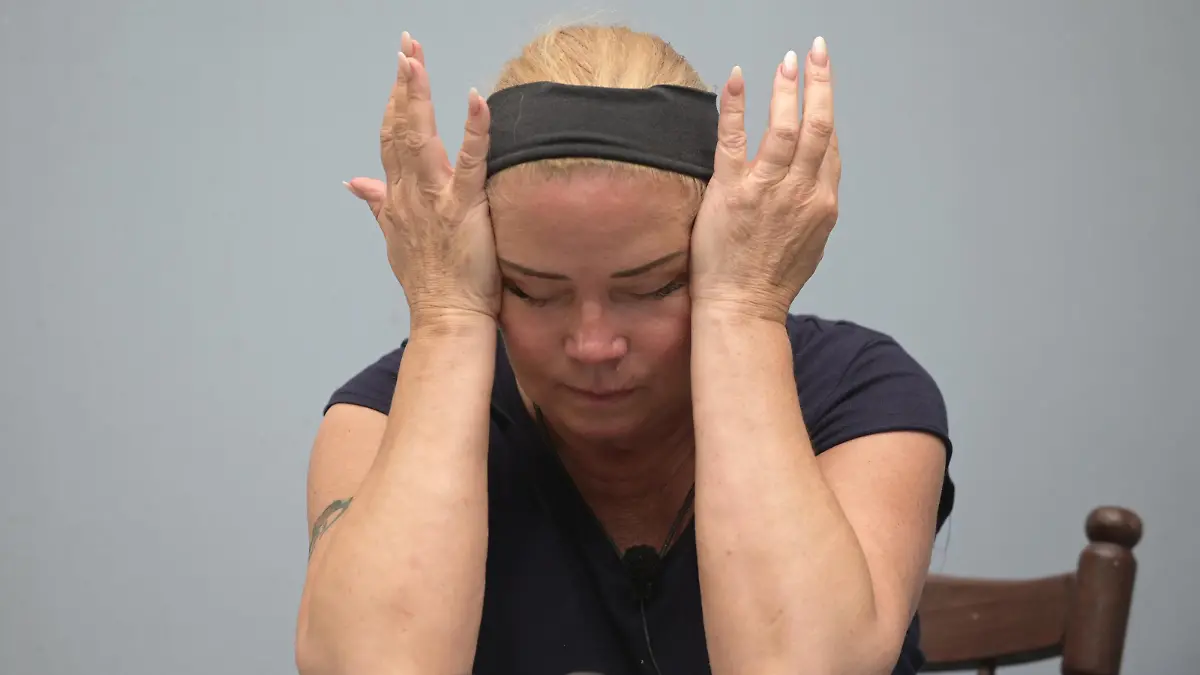 ACHTUNG: SPERRFRIST FÜR ALLE MEDIEN BIS MITTWOCH, 18.01.2023, 23.45 UHR !!! Tag 6: Dschungelprüfung "Pfui-Dora". Claudia Effenberg bekommt "Faultaschen mit Schauerkraut" (angebrütetes Hühnerei, eingelegt in Schlammfisch mit fermentiertem Kohl) geliefert. Sie versucht sich dem Gericht zu stellen, doch schnell ist der erste Bissen wieder draußen.
Die Verwendung des sendungsbezogenen Materials ist nur mit dem Hinweis und Verlinkung auf RTL+ gestattet.