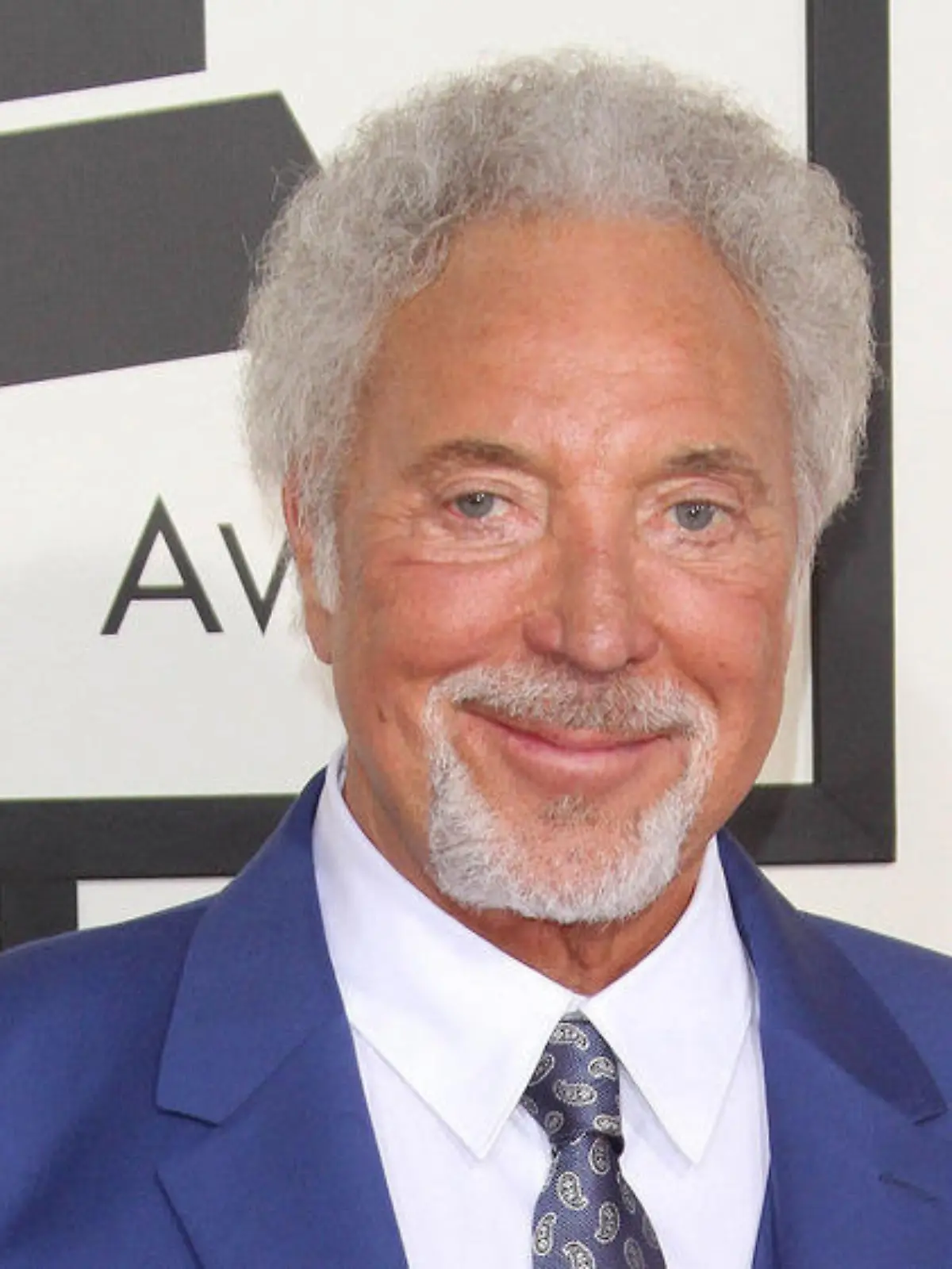 Tom Jones ist seit seinem 16. Lebensjahr mit seiner Frau Linda verheiratet - die beiden haben einen Sohn