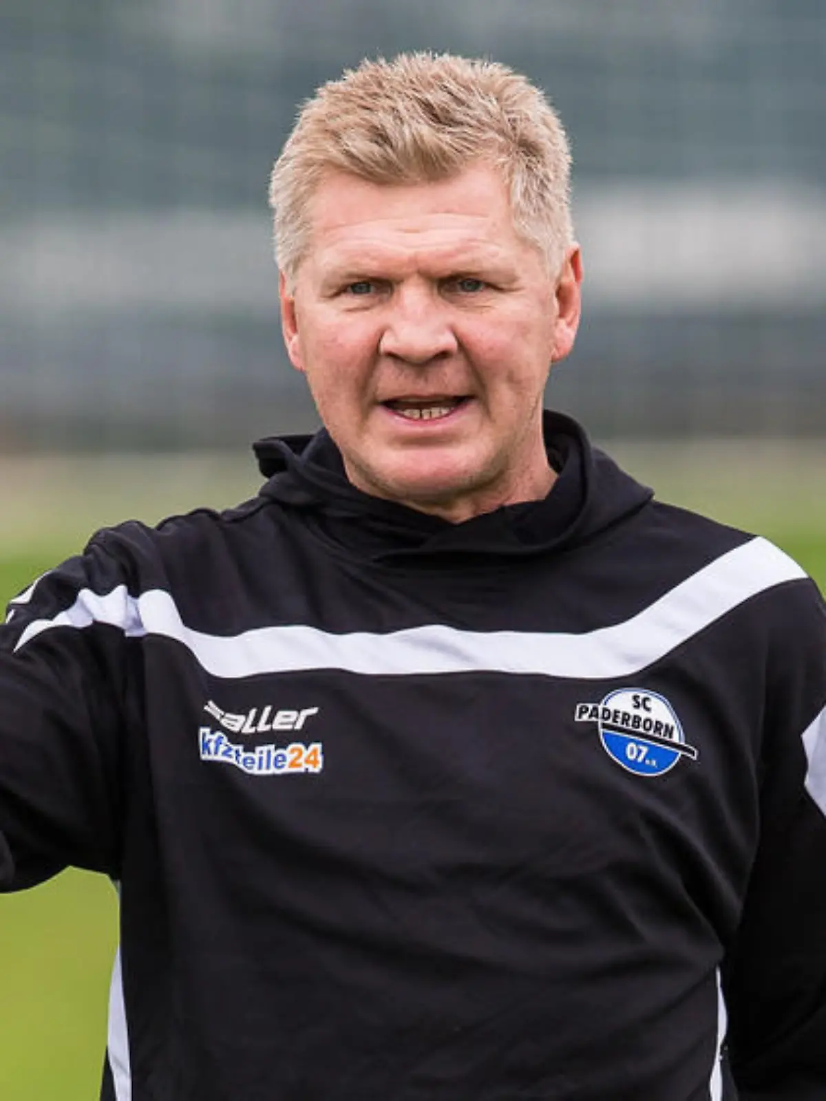 Zeit für einen Neustart? Stefan Effenberg ist seinen Job als Trainer beim SC Paderborn los