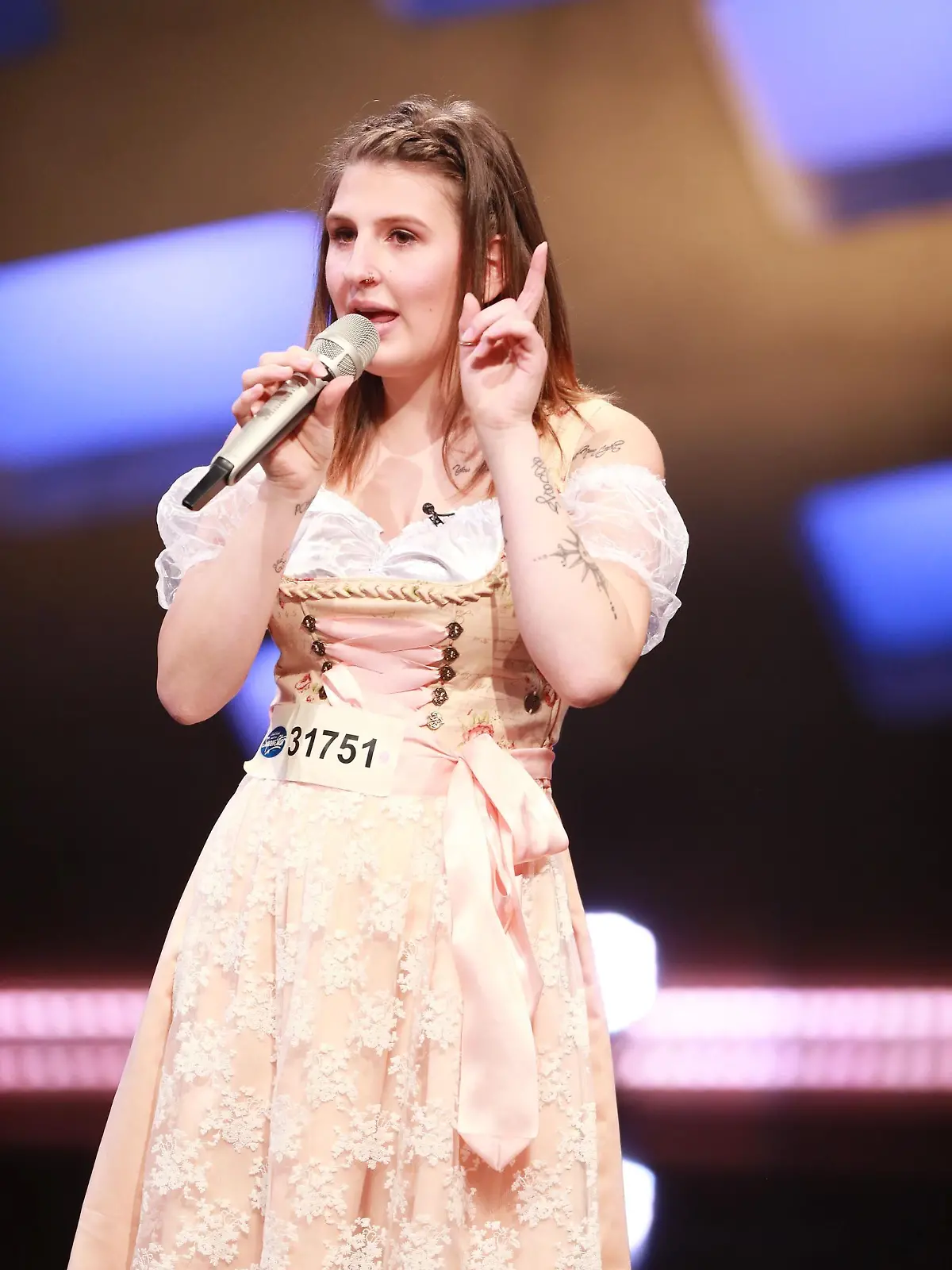 Theresa Madl aus Waldkirchen  Verwendung der Bilder fÃ¼r Online-Medien ausschlieÃŸlich mit folgender Verlinkung:'Alle Infos zu 'Deutschland sucht den Superstar' im Special bei RTL.de: http://www.rtl.de/cms/sendungen/superstar.html