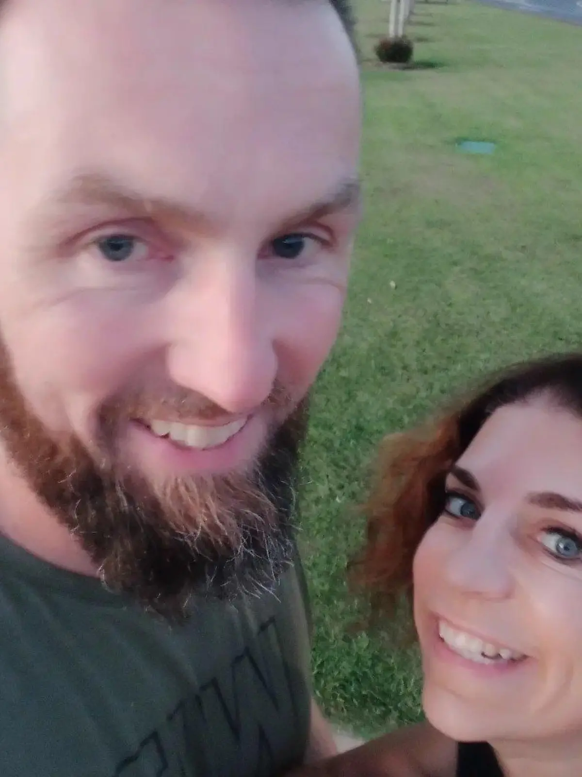 Paul Doran lässt seine Frau Simonne nach seinem tragischen Ableben als Witwe zurück.
