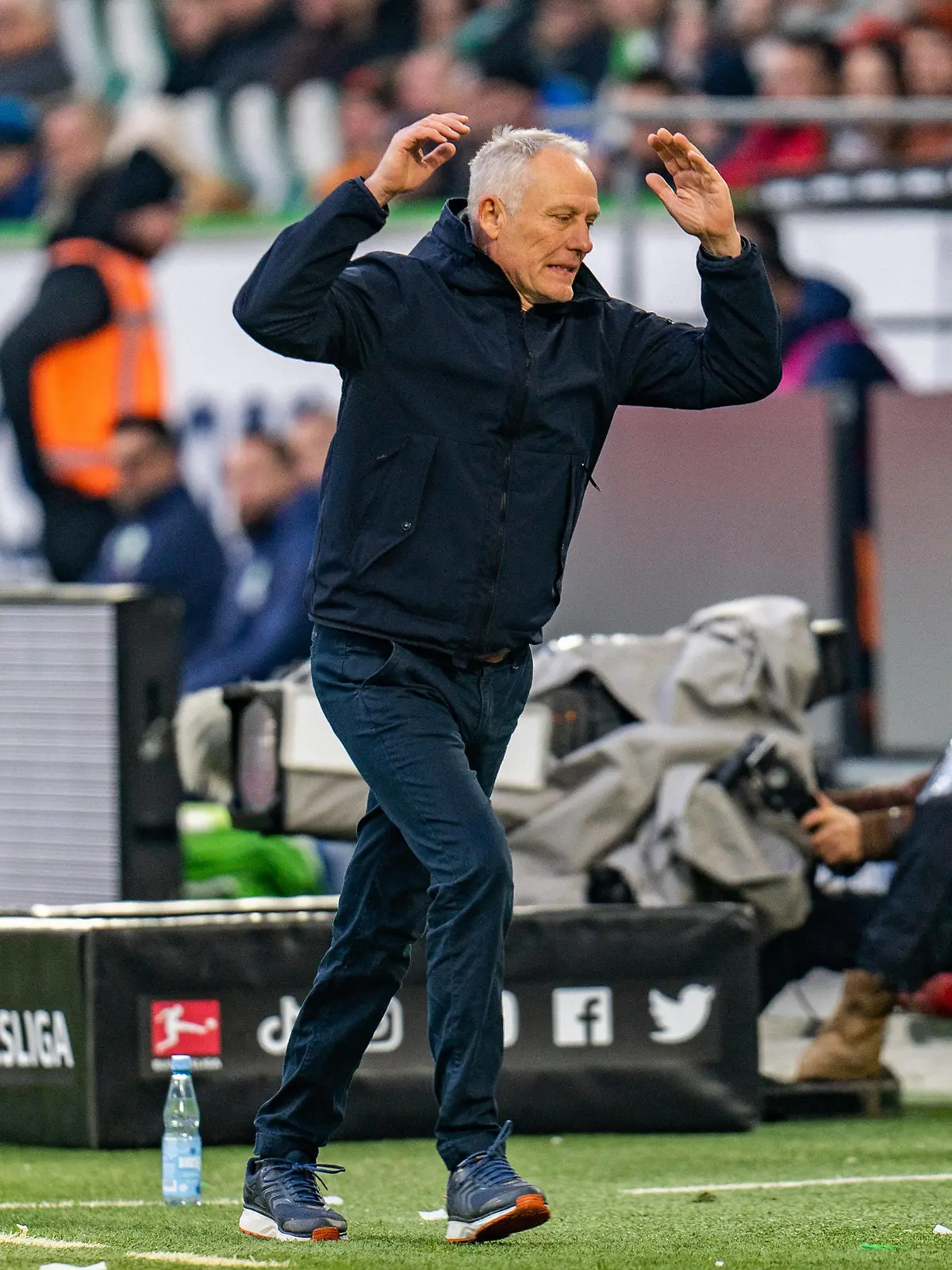Christian Streich SC Freiburg, Chef-Trainer VfL Wolfsburg vs. SC Freiburg, Fussball, 1. Bundesliga, 16. Spieltag, 21.01.2023 DFL REGULATIONS PROHIBIT ANY OUSE OF PHOTOGRAPHS AS IMAGE SEQUENCES AND/OR QUASI-VIDEO VfL Wolfsburg vs. SC Freiburg, Fussball, 1. Bundesliga, 16. Spieltag, 21.01.2023 Wolfsburg *** Christian Streich SC Freiburg, Head Coach VfL Wolfsburg vs SC Freiburg, Football, 1 Bundesliga, Matchday 16, 21 01 2023 DFL REGULATES PROHIBIT ANY OUSE OF PHOTOGRAPHS AS IMAGE SEQUENCES AND OR QUASI VIDEO VfL Wolfsburg vs SC Freiburg, Football, 1 Bundesliga, Matchday 16, 21 01 2023 Wolfsburg Copyright: xEibner-Pressefoto/BahhoxKarax EP_EER