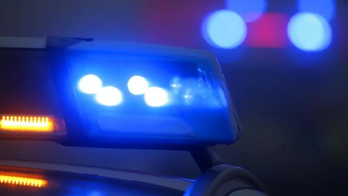 Polizeiauto mit Blauchlicht