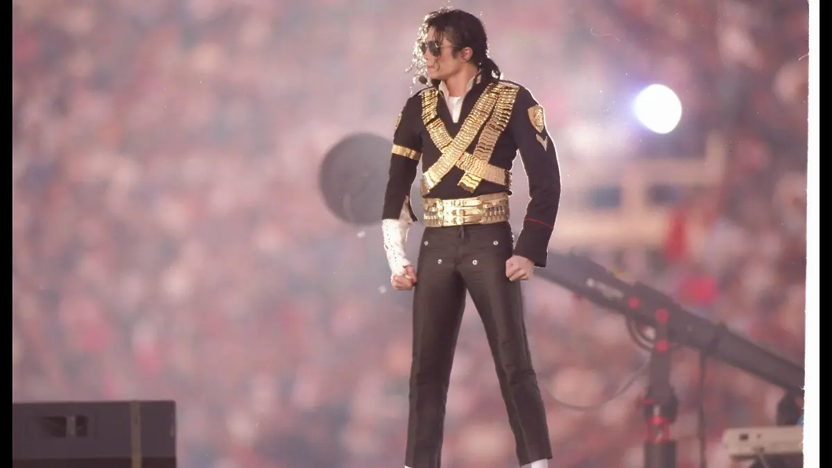 31 Jan 1993:  Singer Michael Jackson performs during halftime at Super Bowl XXVII between the Dallas Cowboys and the Buffalo Bills at the Rose Bowl in Pasadena, California.  The Cowboys won the game, 52-17. Mandatory Credit: Mike Powell  /Allsport