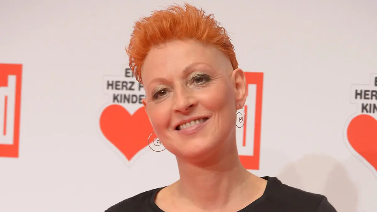 Trotz Krebs will Hendrikje Fitz die Dreharbeiten zu "In aller Freundschaft" abschließen