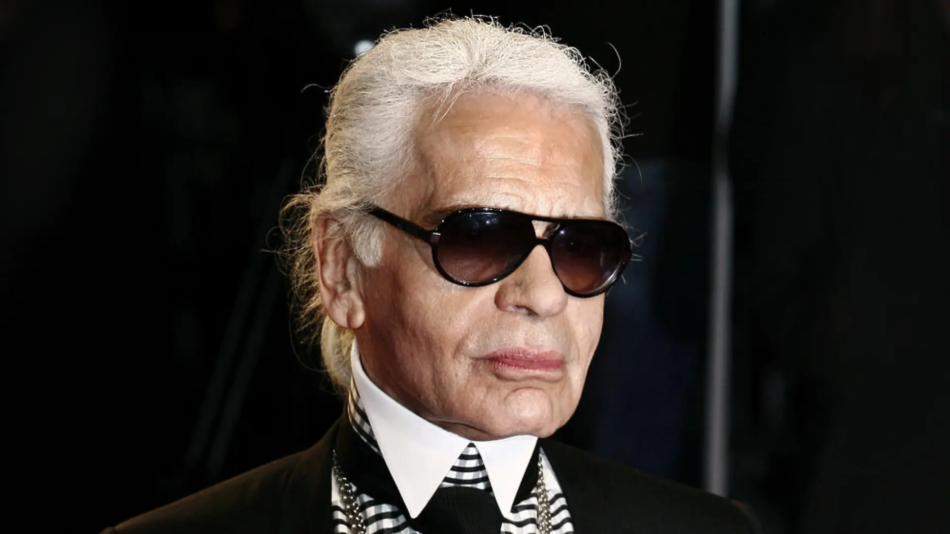 Um seine Finanzen kümmert sich Karl Lagerfeld laut eigener Aussage nicht selbst