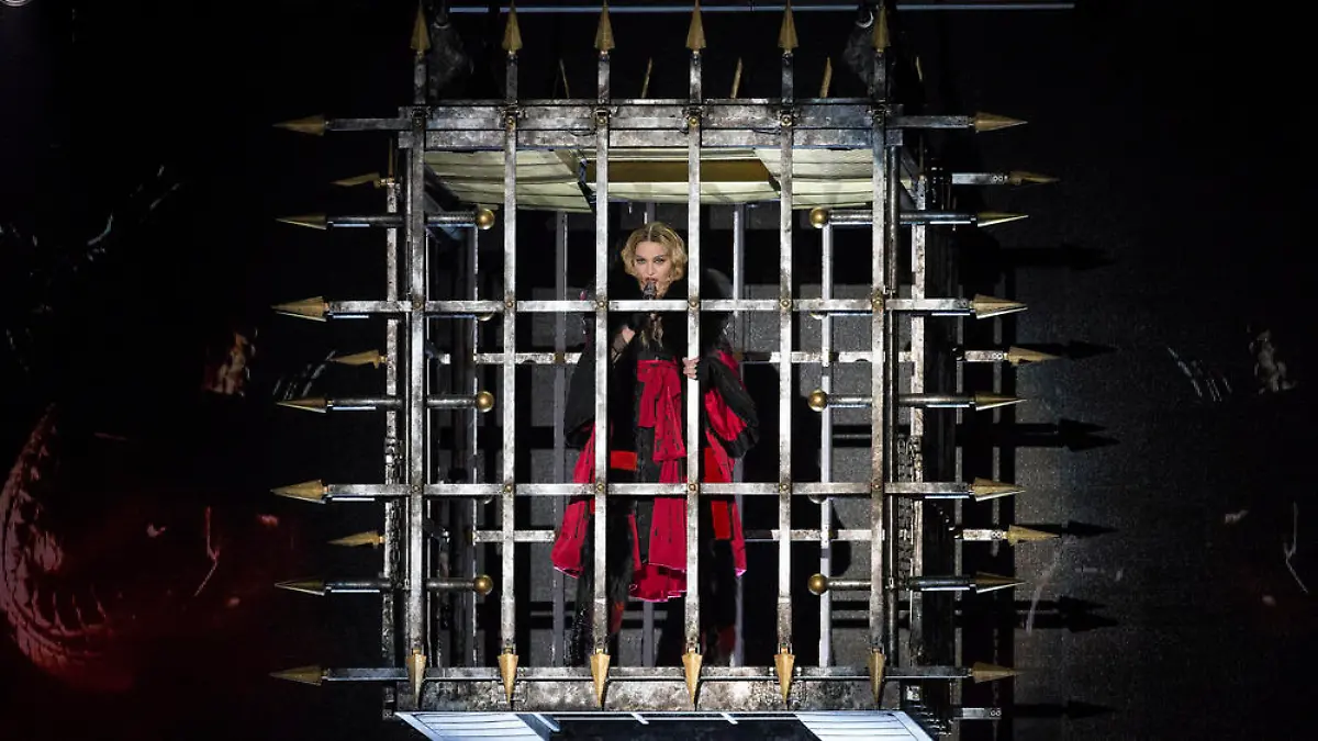 Nicht der Käfig war das Problem, sondern der Strom: Madonna fühlte sich in Glasgow in ihrer künstlerischen Freiheit beschnitten