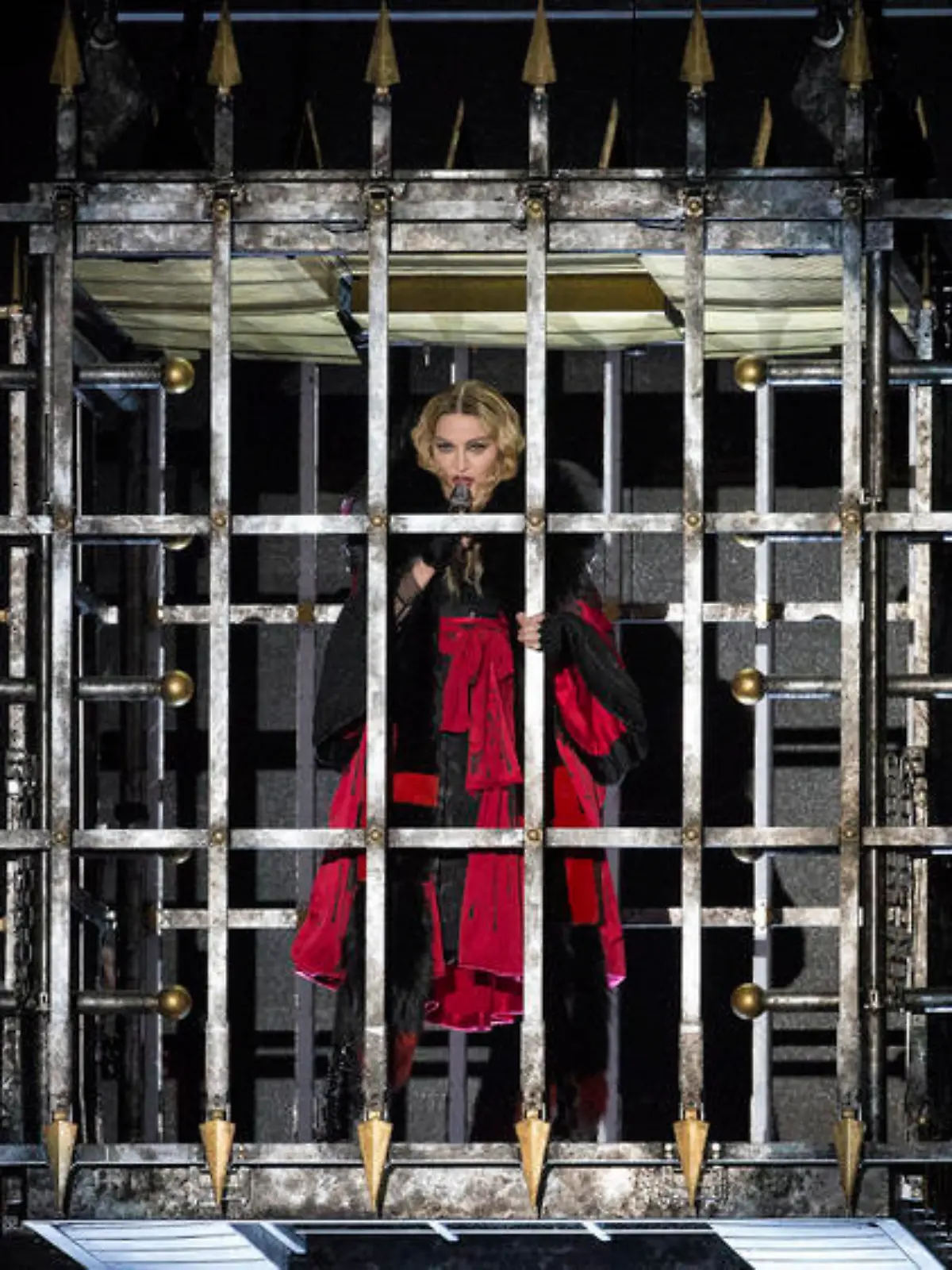 Nicht der Käfig war das Problem, sondern der Strom: Madonna fühlte sich in Glasgow in ihrer künstlerischen Freiheit beschnitten