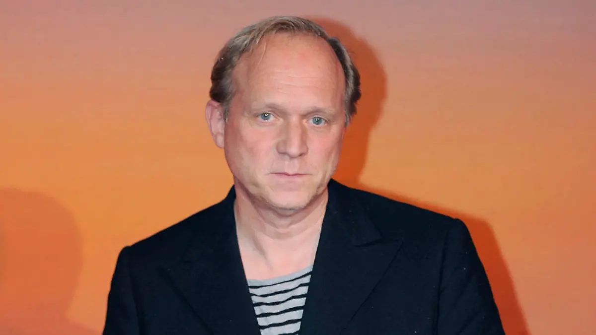 Ulrich Tukur tanzt auf vielen Hochzeiten: Schauspieler, Musiker, Schriftsteller