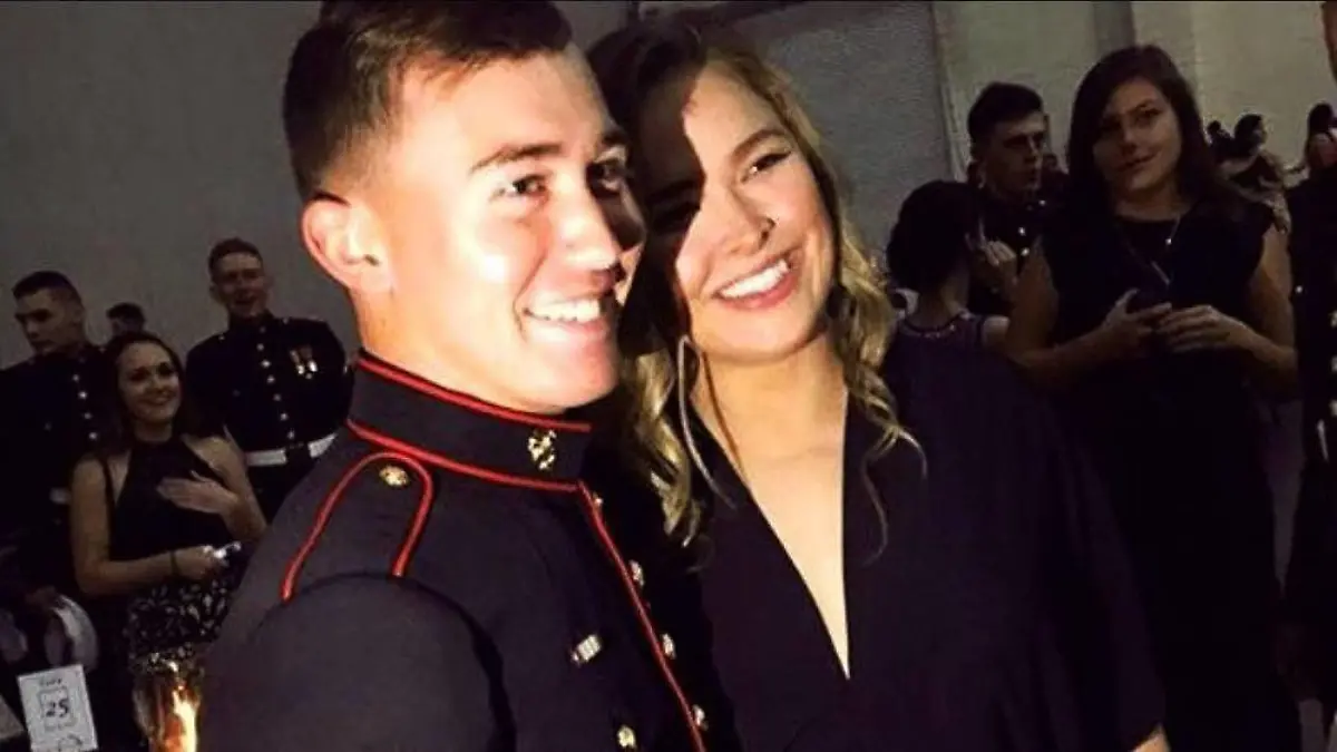 Ronda Rousey und Jarrod Haschert auf dem Marine Corps Ball