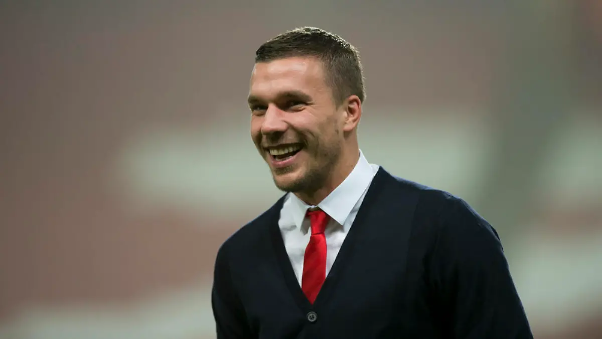 Da hat einer gut Lachen: Lukas Podolski wird zum zweiten Mal Vater
