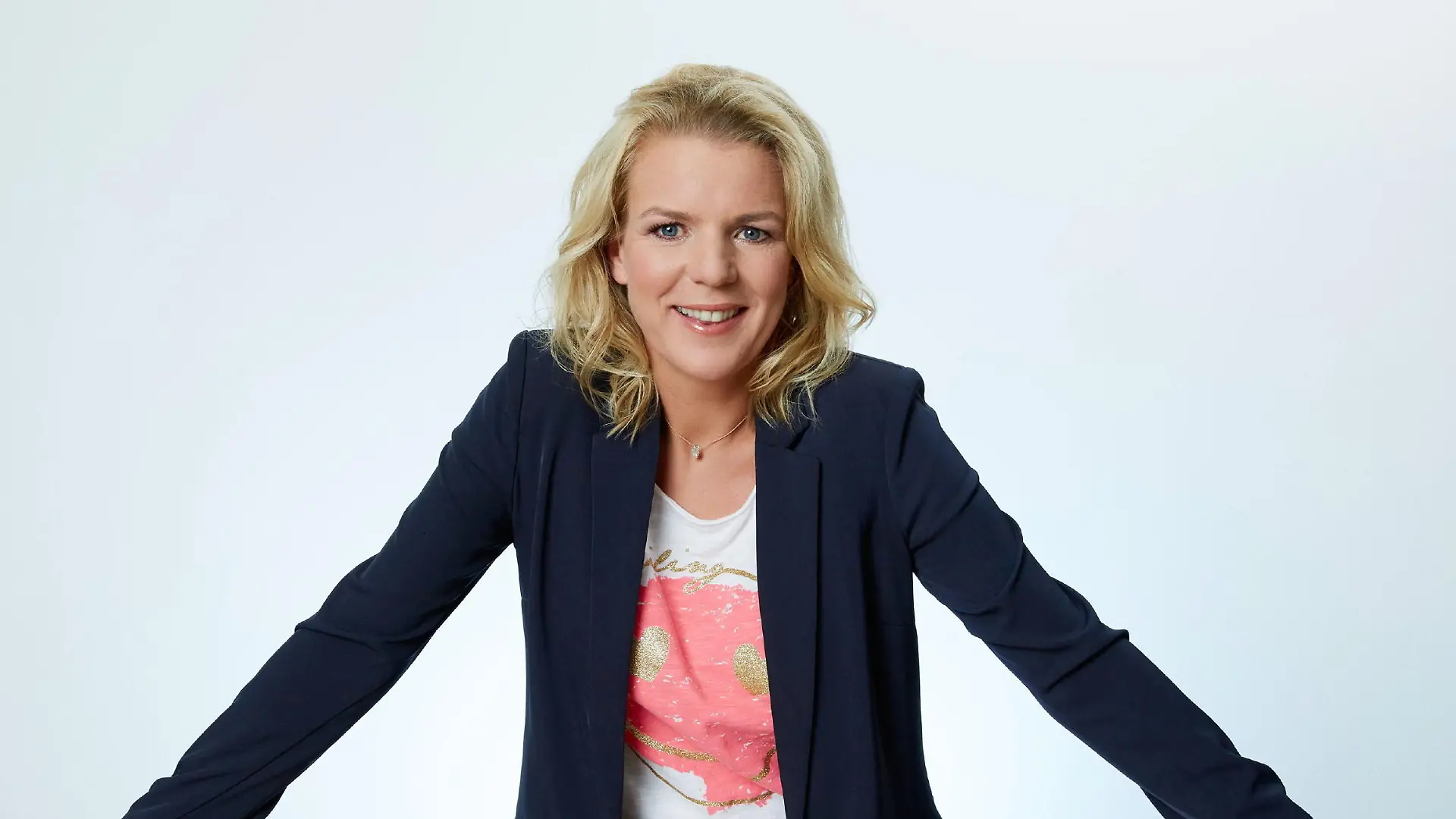 RTL Boes Mirja 01