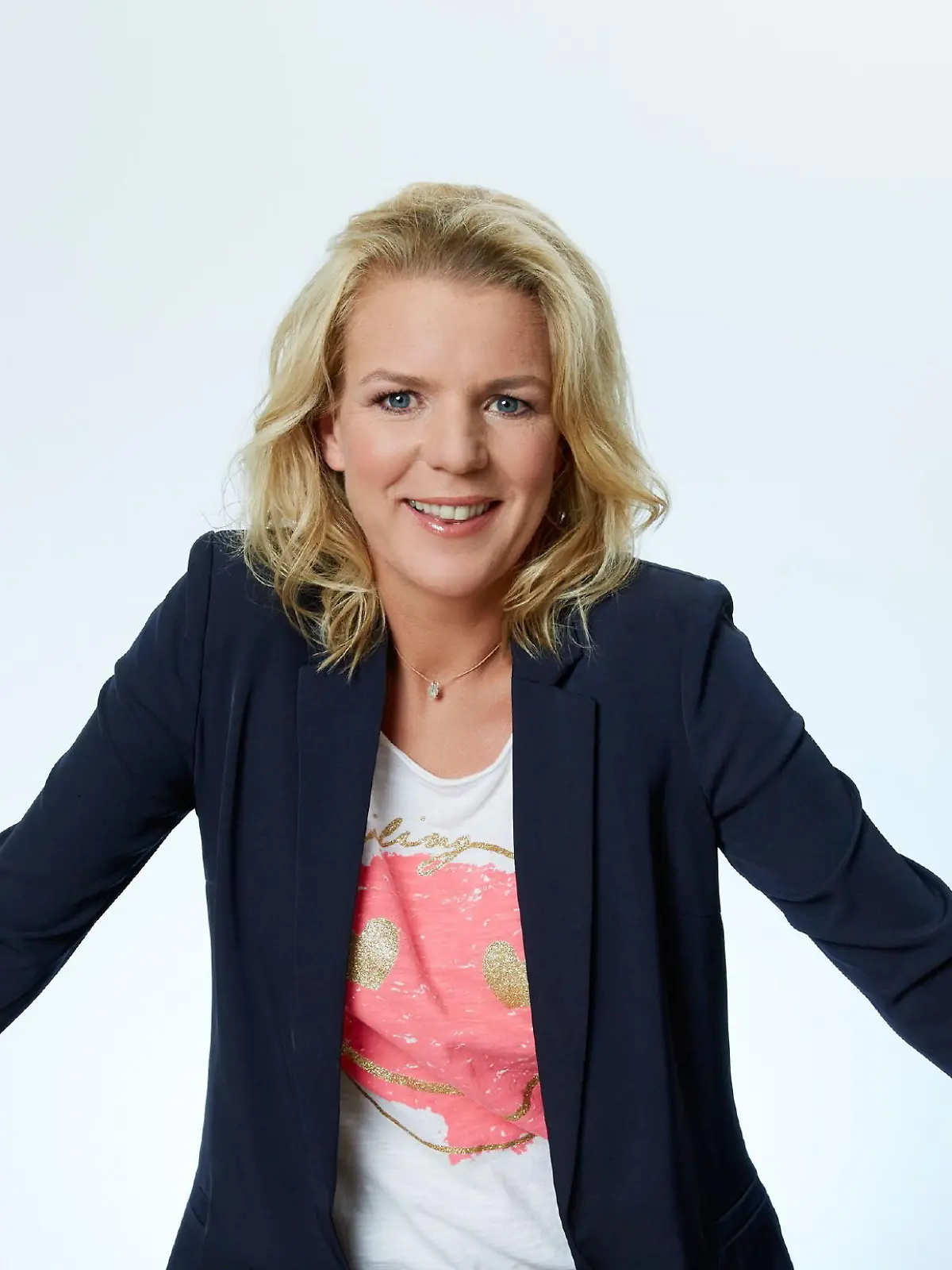 RTL Boes Mirja 01