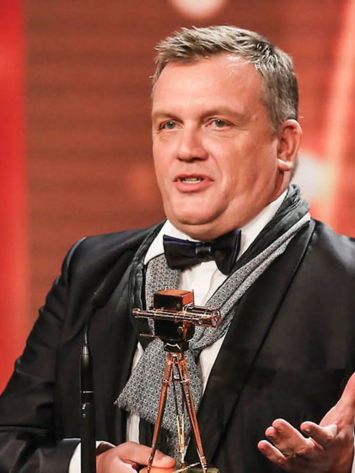 Hape Kerkeling bei der Verleihung der Goldenen Kamera im Frühjahr 2015
