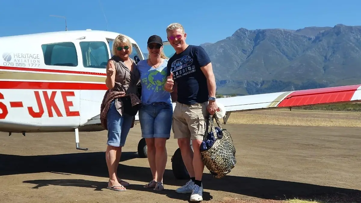 Ein Herz und eine Seele: Markus Mörl mit seiner Schwester Barbara und Ehefrau Yvonne.