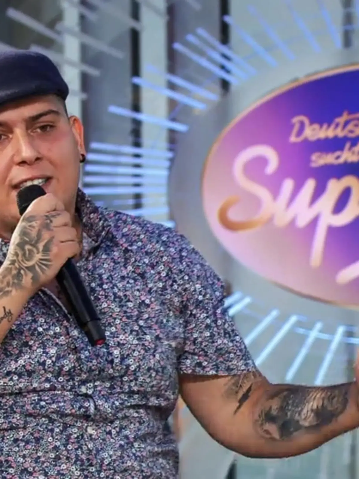 Mit seiner „schönen Oldschool-Mucke“, wie der gebürtige Grieche und bekennender Notorious B.I.G.-Fan seine Songs selbst beschreibt, konnte Big N sogar eines der größten Plattenlabels Deutschlands überzeugen: Am Mittwoch, 18.01., ist „Let’s Bounce“ bei Universal Music erschienen.