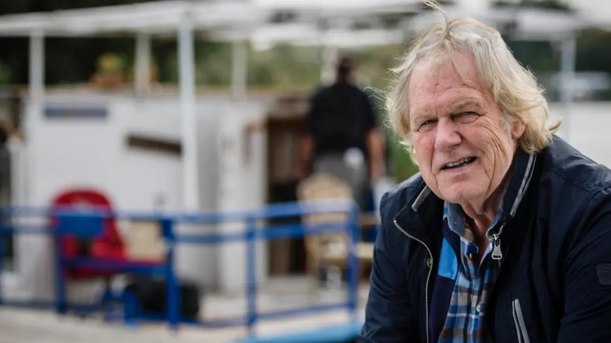 Gunter Gabriel zu Gast in der Doku-Soap "Käpt'n Kasi - Auf hoher Spree"