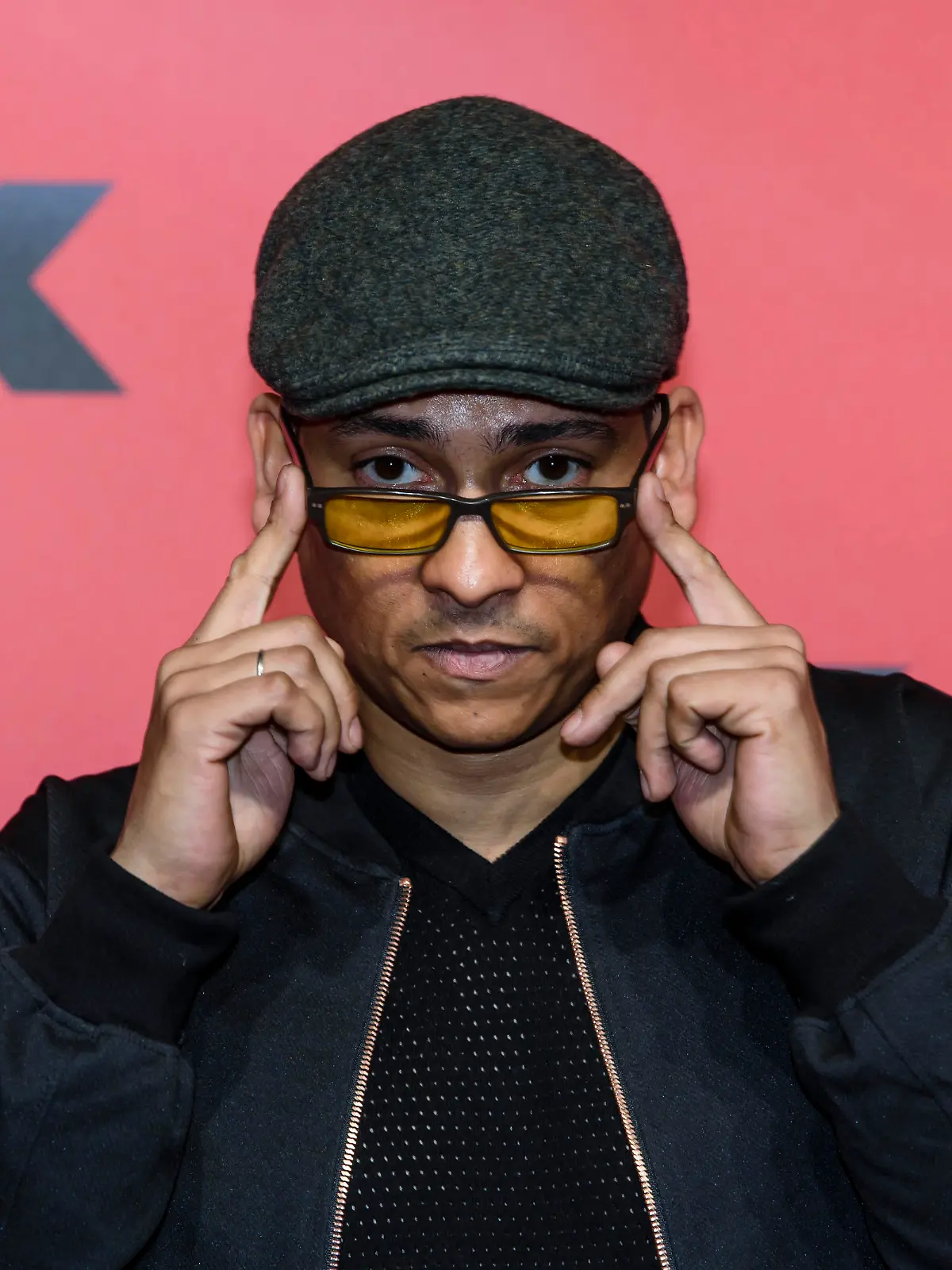 BERLIN, GERMANY - FEBRUARY 23: Xavier Naidoo attends a photocall for the TV show 'Sing meinen Song' on February 23, 2015 in Berlin, Germany.  (Photo by Clemens Bilan/Getty Images)