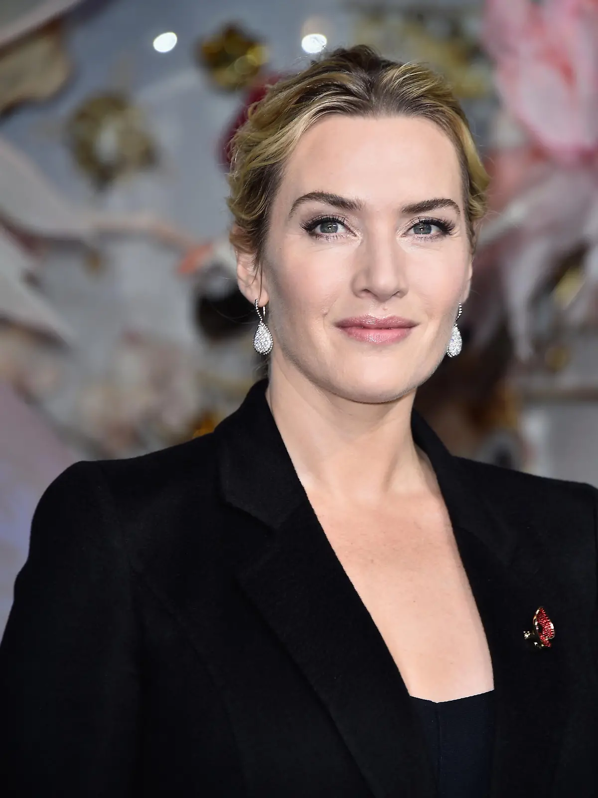 PARIS, FRANCE - NOVEMBER 06:  Actress Kate Winslet attends the Christmas Decorations Inauguration at Printemps Haussmann on November 6, 2015 in Paris, France.  (Photo by Pascal Le Segretain/Getty Images)