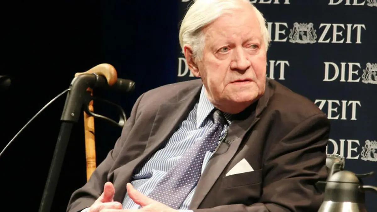 Altkanzler Helmut Schmidt verstarb im Alter von 96 Jahren