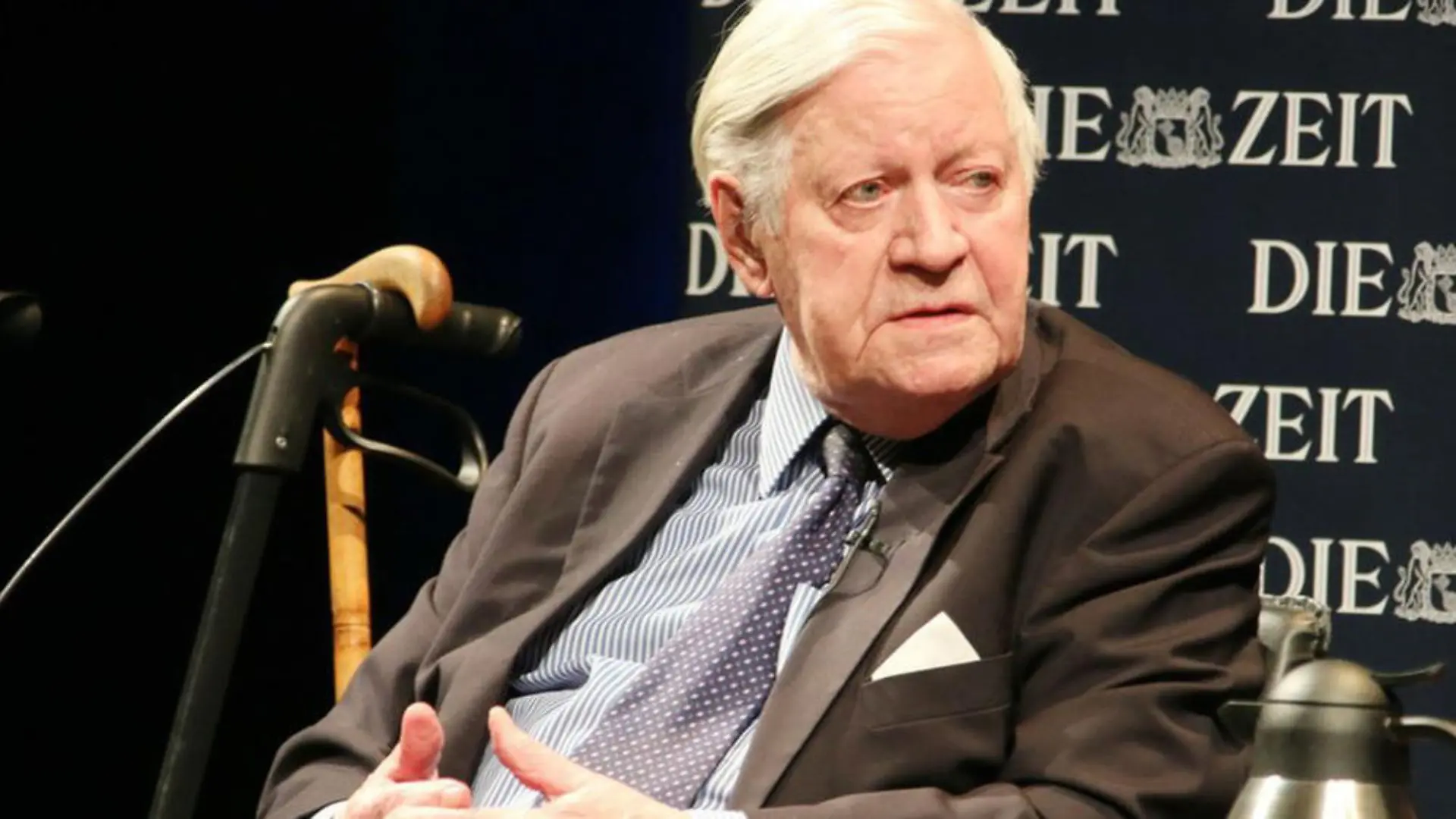 Altkanzler Helmut Schmidt verstarb im Alter von 96 Jahren