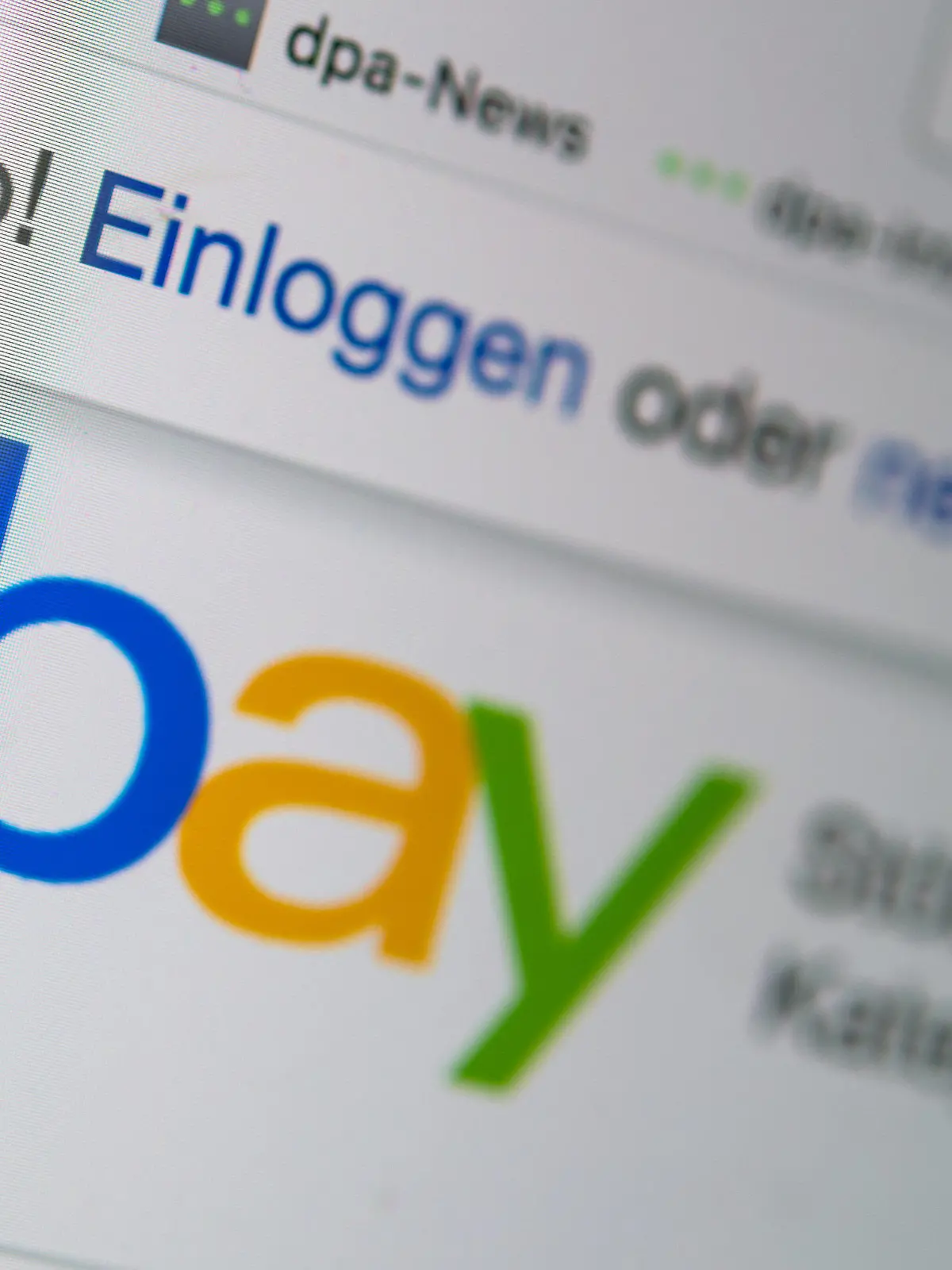 ARCHIV - 11.07.2018, Sachsen, Dresden: Das Logo von Ebay auf der Startseite der Internet-Verkaufsplattform. (zu dpa «eBay Kleinanzeigen führt Bezahlfunktion ein») Foto: Monika Skolimowska/ZB/dpa +++ dpa-Bildfunk +++