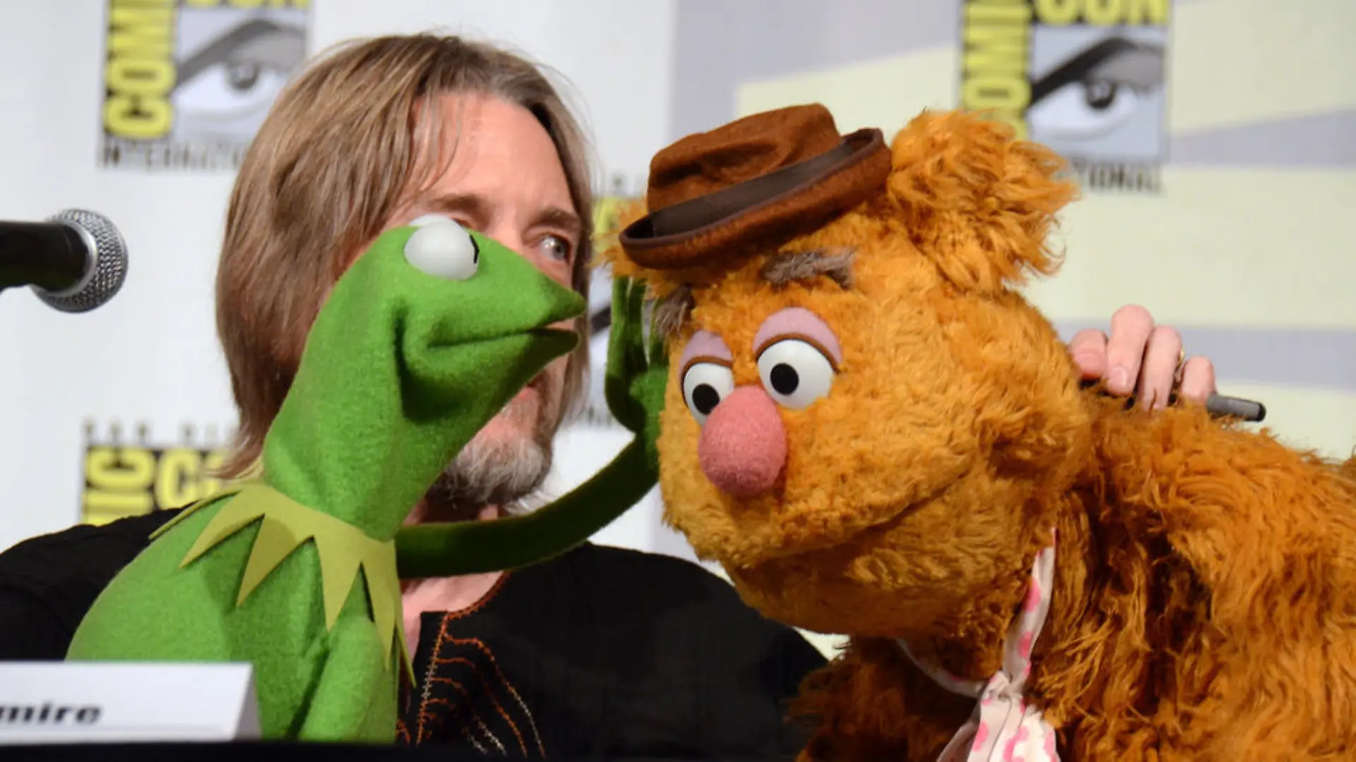 Kermit der Frosch und Fozzie Bär auf der Comic Con in San Diego
