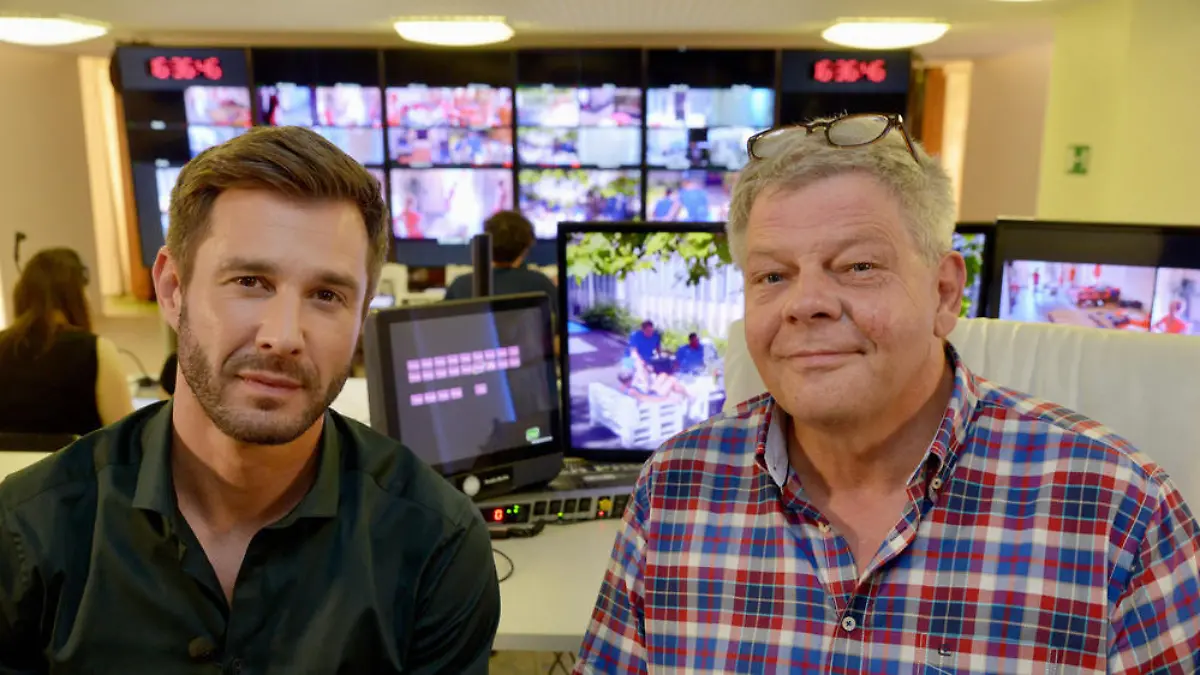 Moderator Jochen Schropp (l.) und Christopher Lesko führen durch die Sendung