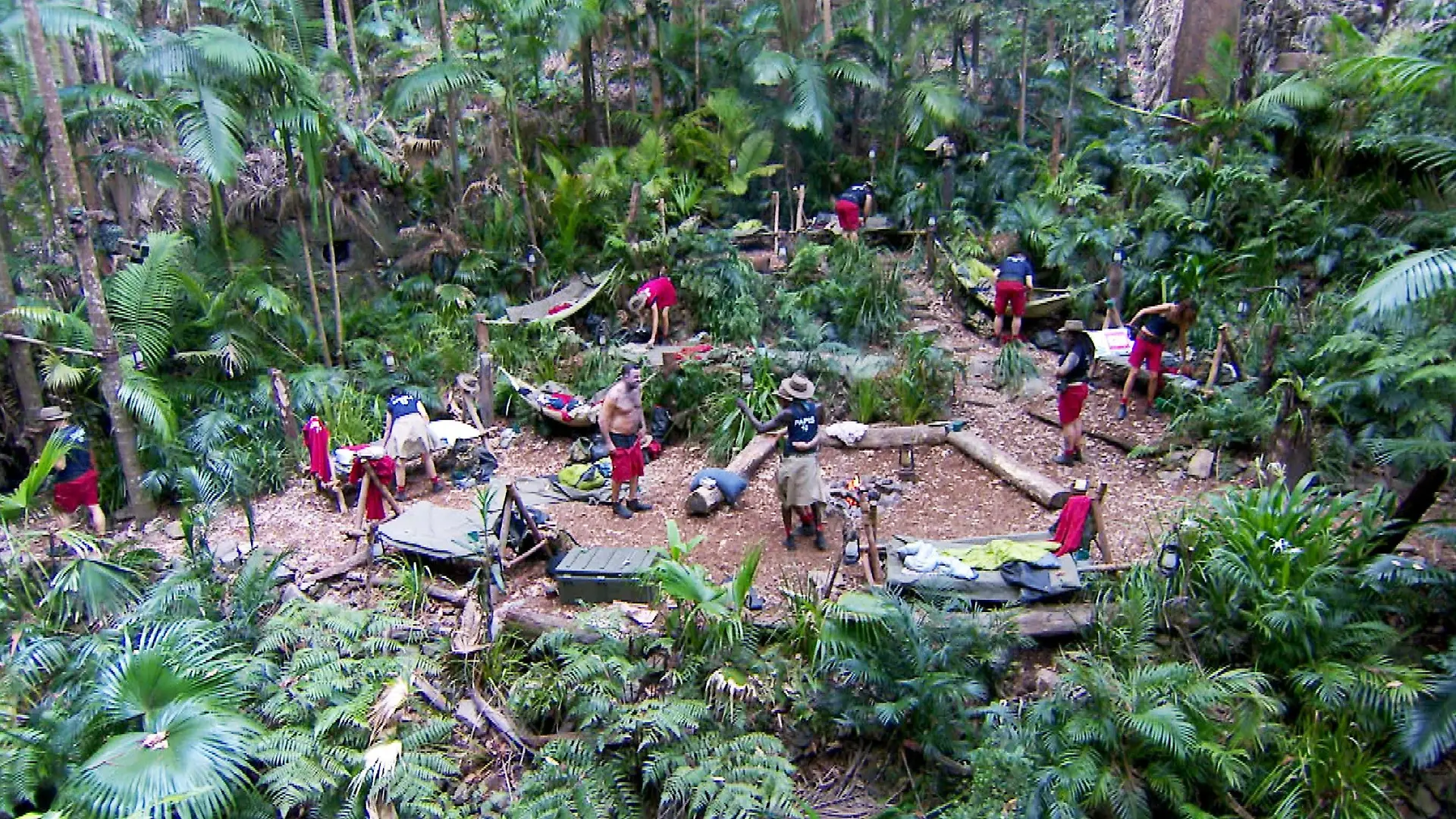 ACHTUNG: SPERRFRIST FÜR ALLE MEDIEN BIS SAMSTAG, 14.01.2023, 00.30 UHR !!! Tag 1 im Camp. Alle 12 Stars haben das Camp erreicht.
Die Verwendung des sendungsbezogenen Materials ist nur mit dem Hinweis und Verlinkung auf RTL+ gestattet.