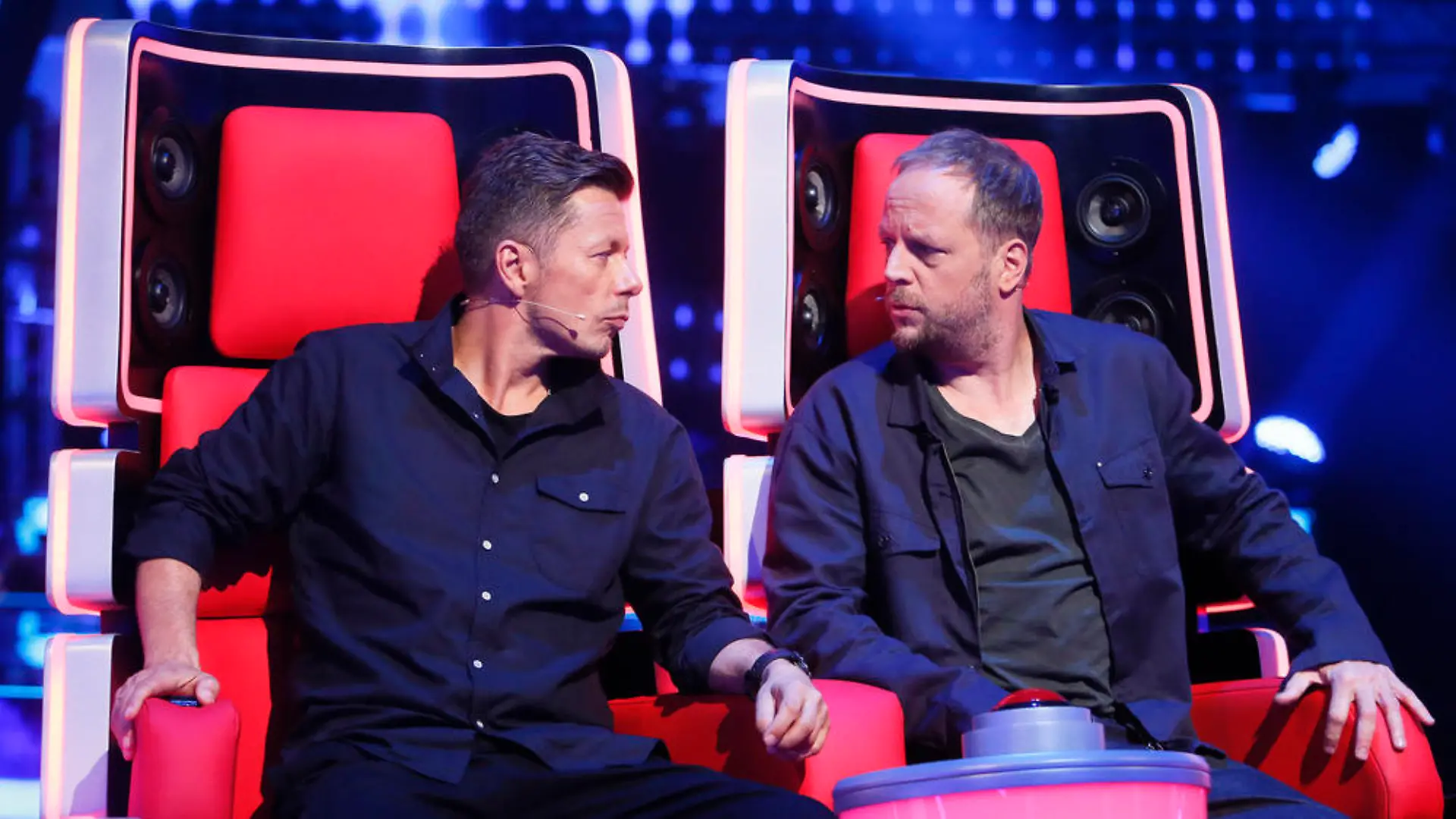 Smudo (r.) und Michi Beck bei "The Voice of Germany" in ihren Luxus-Stühlen