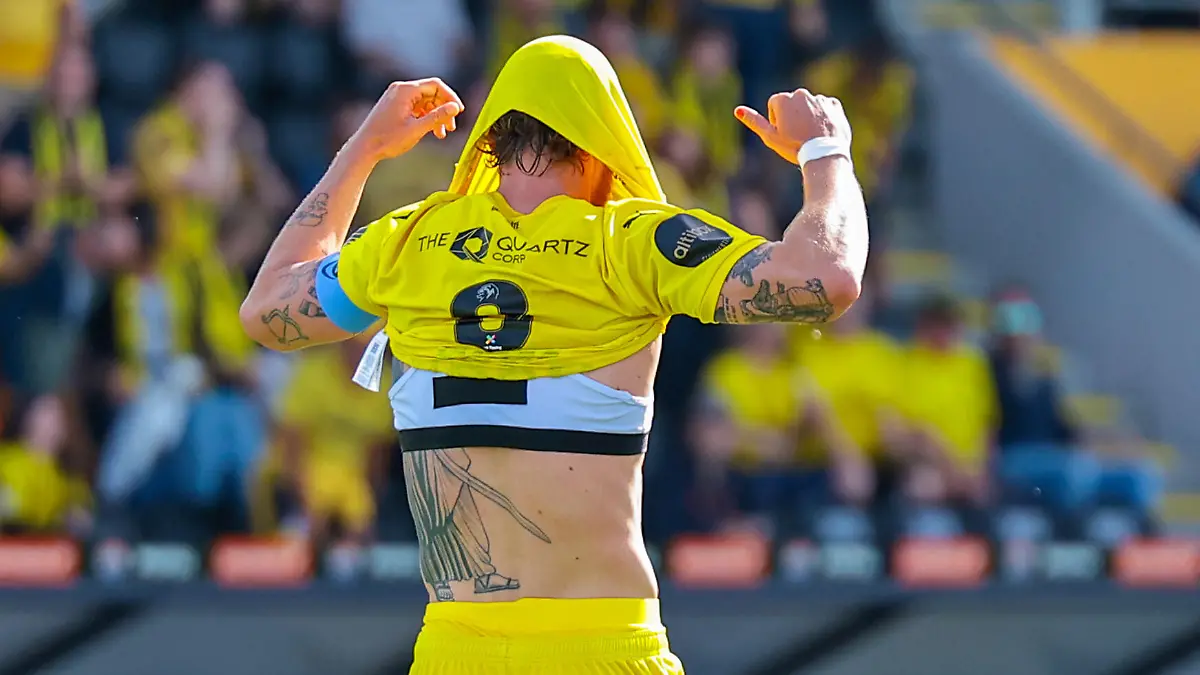 Kasper Högh verzweifelt am VAR.