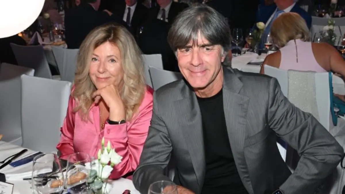 Überraschender Auftritt beim Europa-Park-Jubiläum: Jogi Löw und seine Ex Daniela