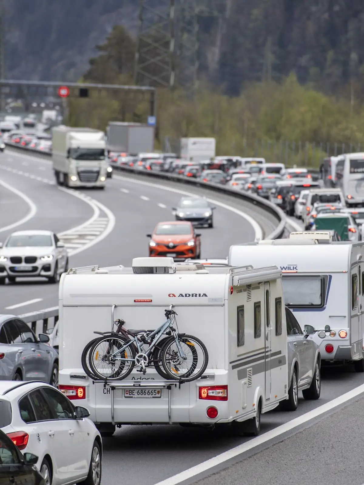 Bild zu: "Spur-Hopping, Alternativ-Routen, Google Maps"