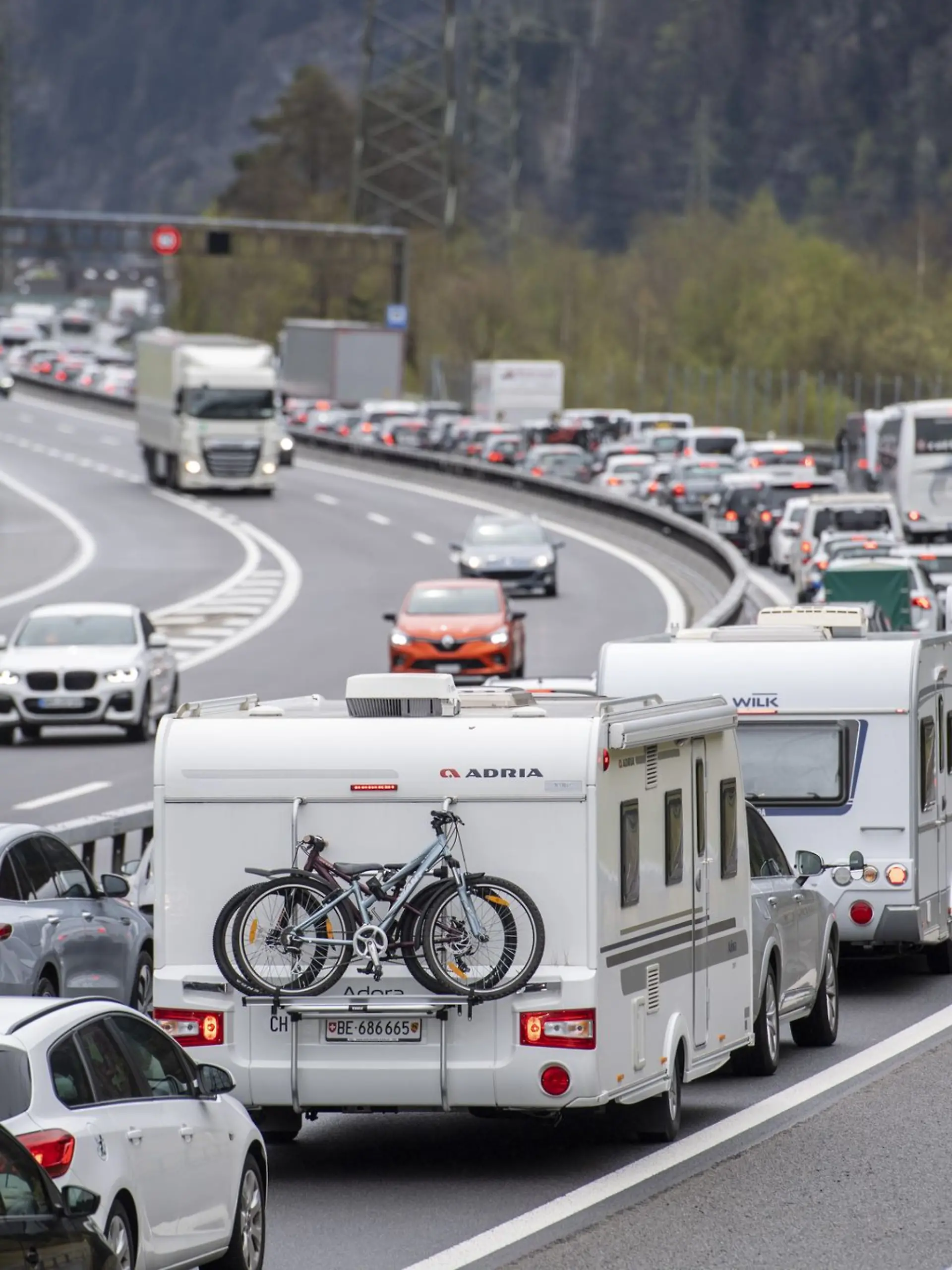 Bild zu: "Spur-Hopping, Alternativ-Routen, Google Maps"