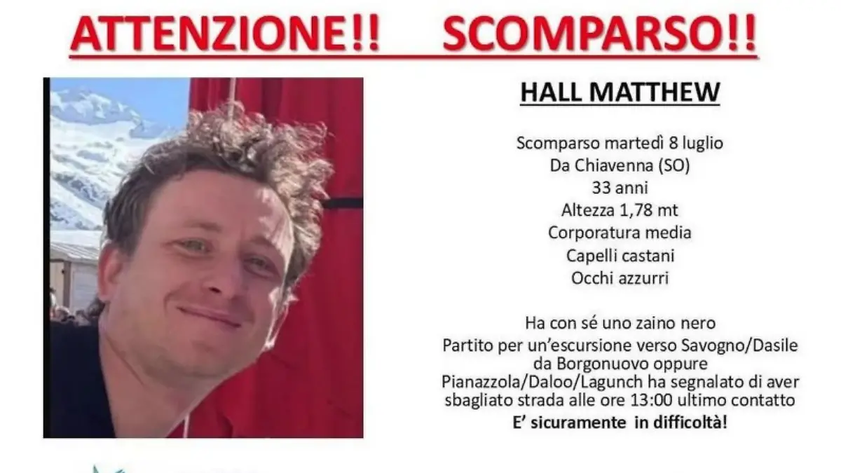 Mike Hull Plakate.jpg