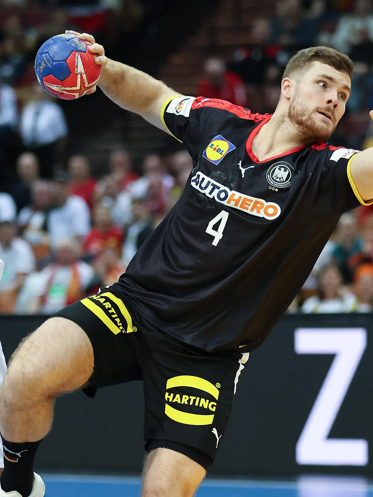 Johannes Golla (Deutschland, 4). Handball-Weltmeisterschaft 2023, Länderspiel zwischen Deutschland und Algerien am 17.01.2023 in Kattowitz.