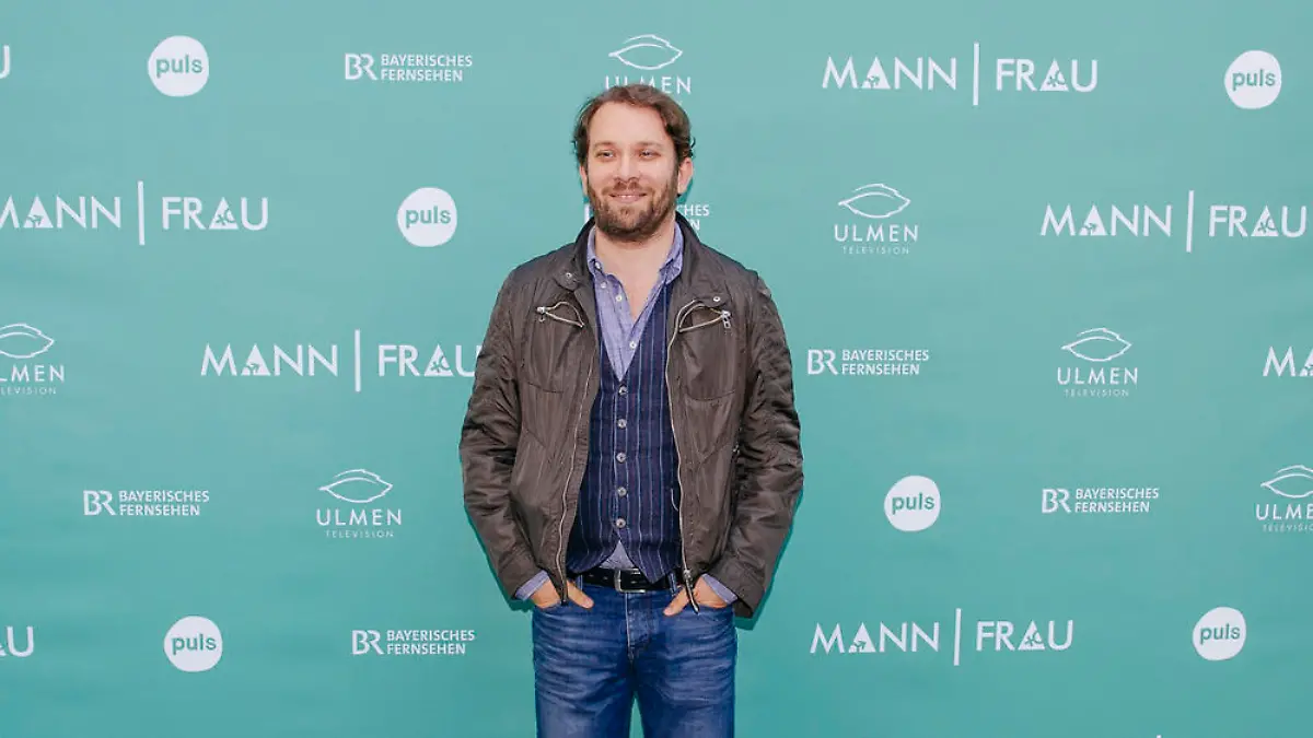 Christian Ulmen spielt bei "MANN/FRAU" nicht nur mit, er produziert die Webserie auch