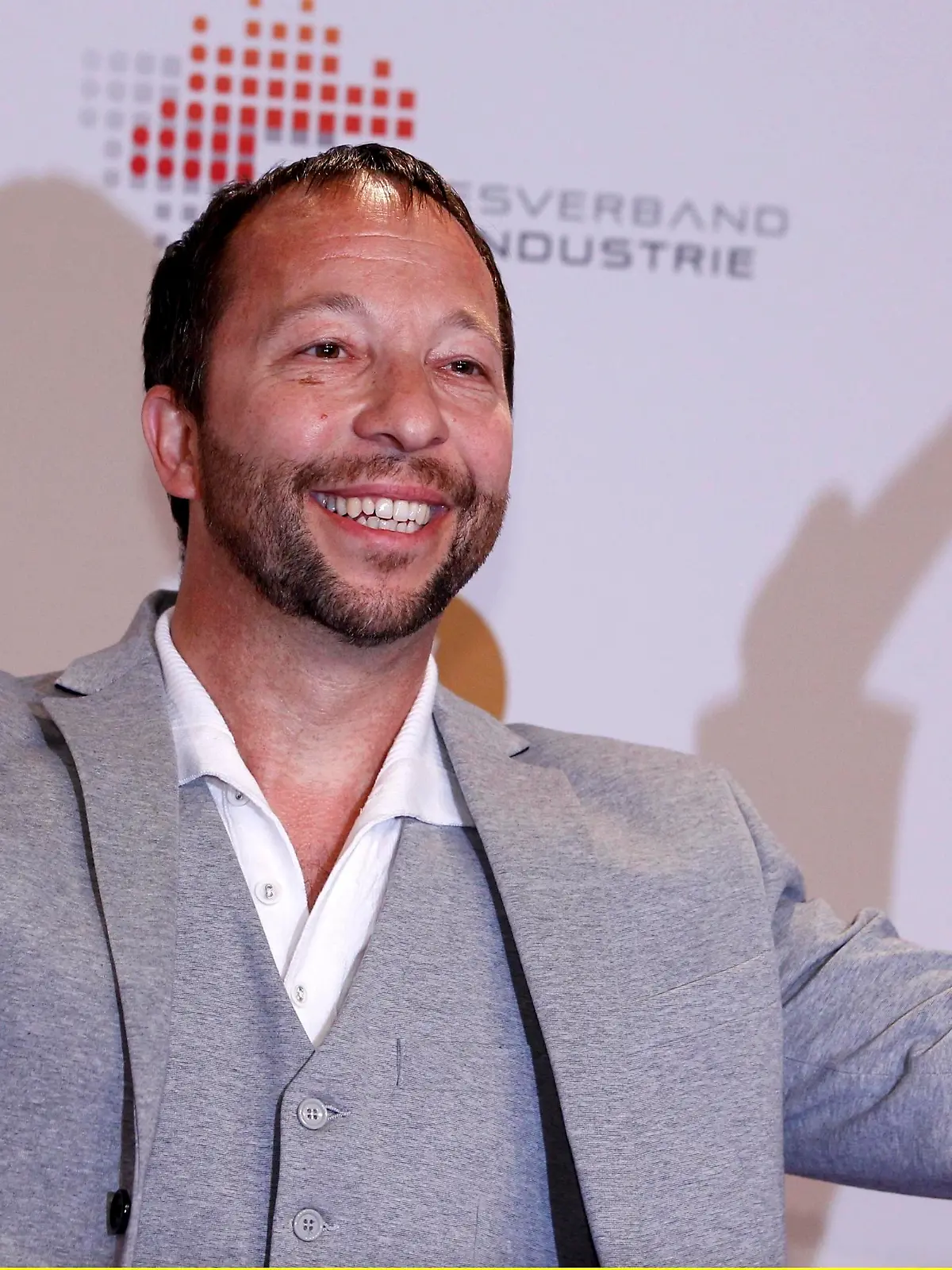 DJ Bobo arrives on the red carpet for the Echo Music Awards ceremony in Berlin March 22, 2012. Established in 1992, the German Phonographic Academy honors national and international artists with the Echo German music prize.   REUTERS/Thomas Peter (GERMANY  - Tags: ENTERTAINMENT) (ECHO-ARRIVALS)