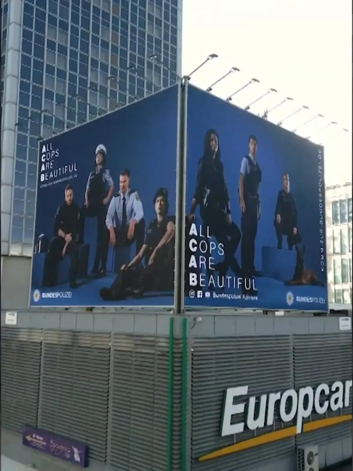Bild zu: "Bundespolizei wirbt mit Plakat-Aktion"