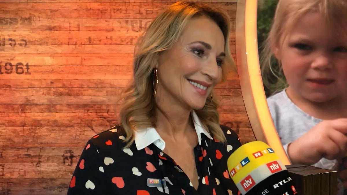 Ausgeplaudert: Mit 53 doch noch ein weiteres Kind? Familienplanung bei Caroline Beil