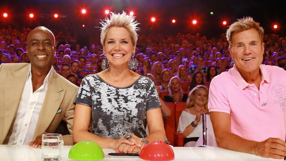 Inka Bause unterstützt Bruce Darnell (li.) und Dieter Bohlen in der "Supertalent"-Jury