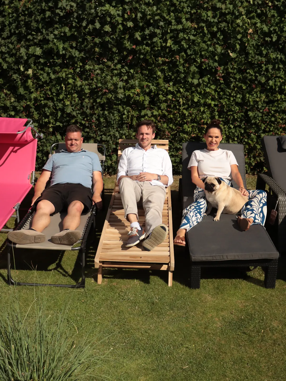 Bild zu: "Erstmal chillen! Mit dieser Gartenliege liegt ihr garantiert richtig "