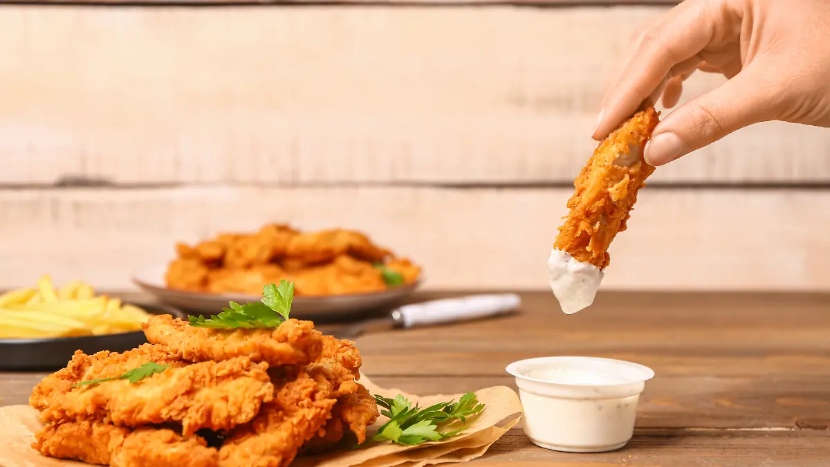 Chicken Finger mit „Raising Cane’s”-Sauce stürmen das Netz!