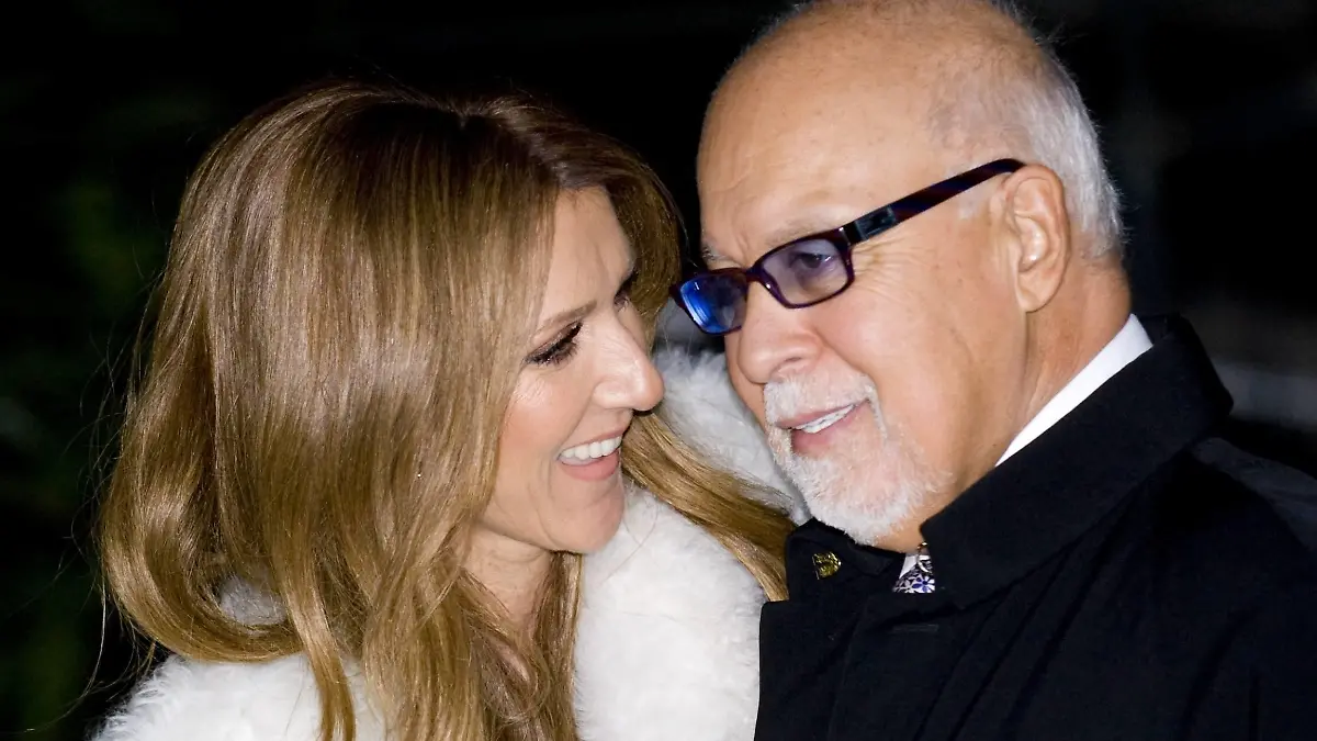 Celine Dion mit Ehemann Rene Angelil in Paris - JBAutissier/Panoramic PUBLICATIONxNOTxINxFRAxITAxBELCeline Dion with Husband René Angelil in Paris JBAutissier Panoramic PUBLICATIONxNOTxINxFRAxITAxBEL